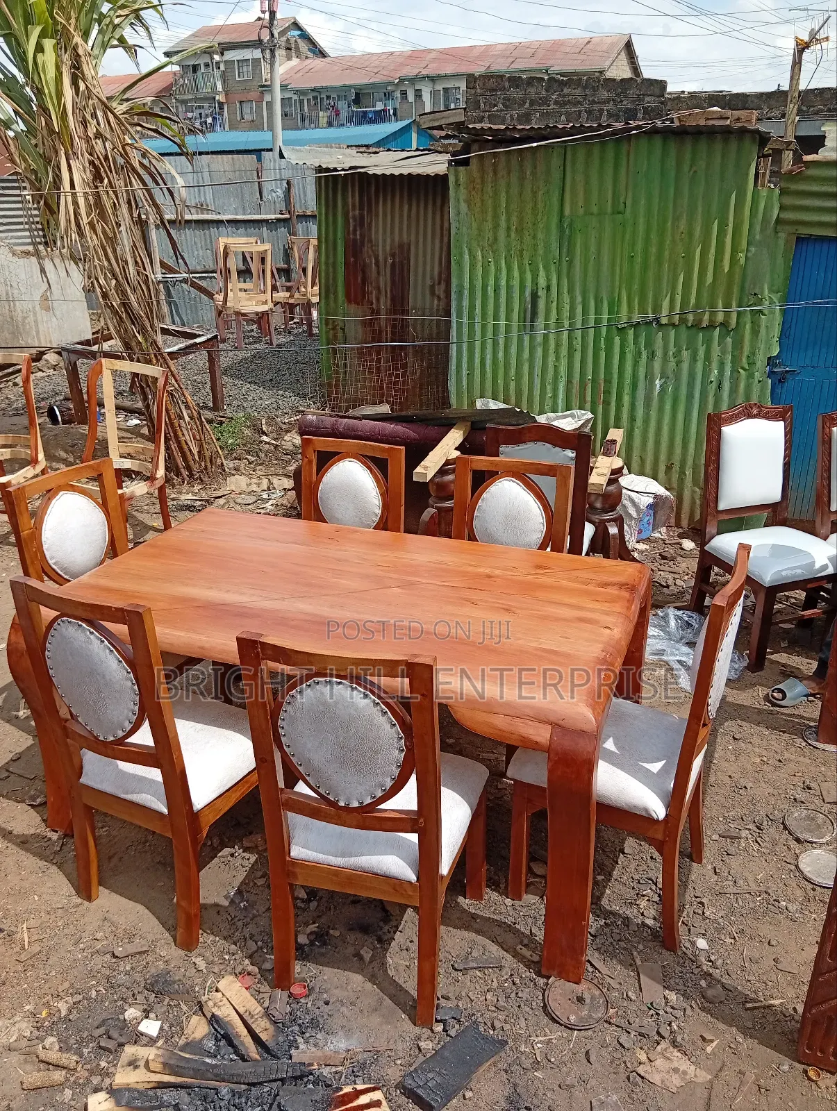 Beautifully Decorated 6 Seater Dining Tables