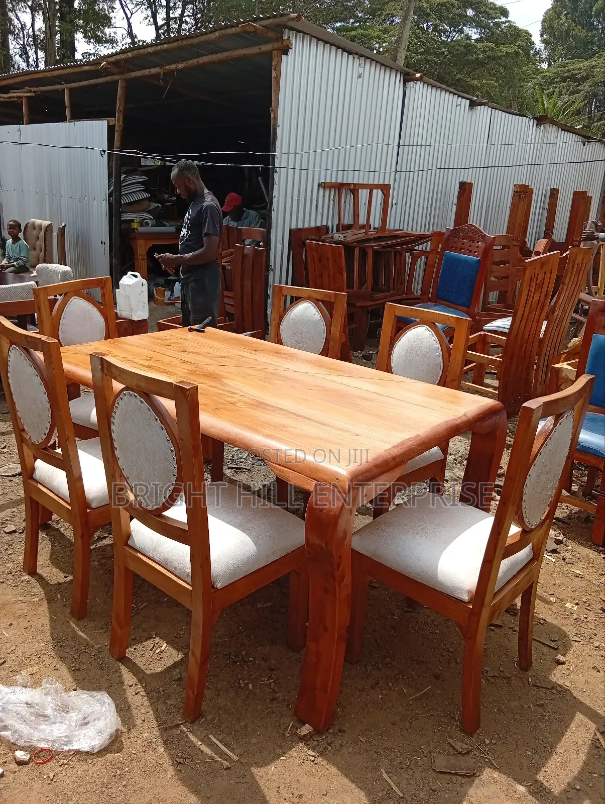Beautifully Decorated 6 Seater Dining Tables