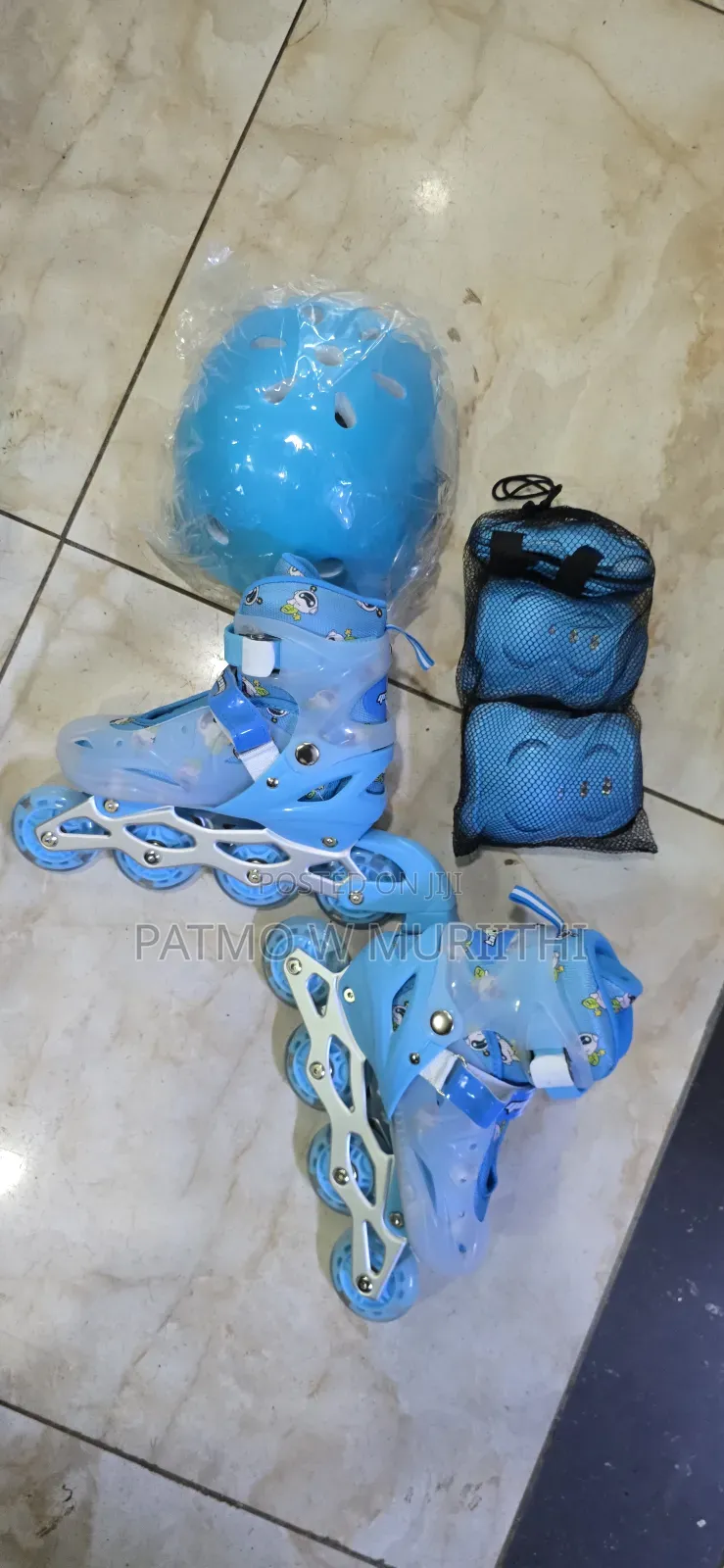 Inline Skates Shoe With Helmet and Knee Guard