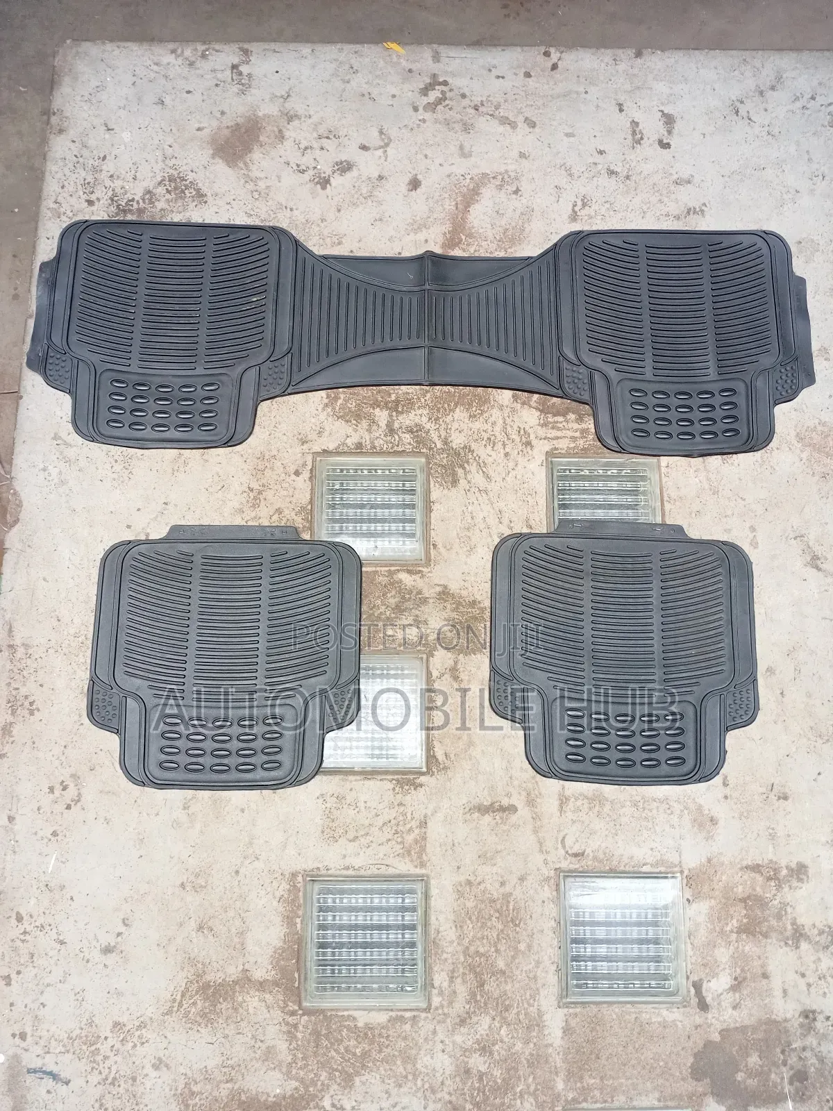 3pcs Rubber Cojoined Car Floor Mats for Small Cars