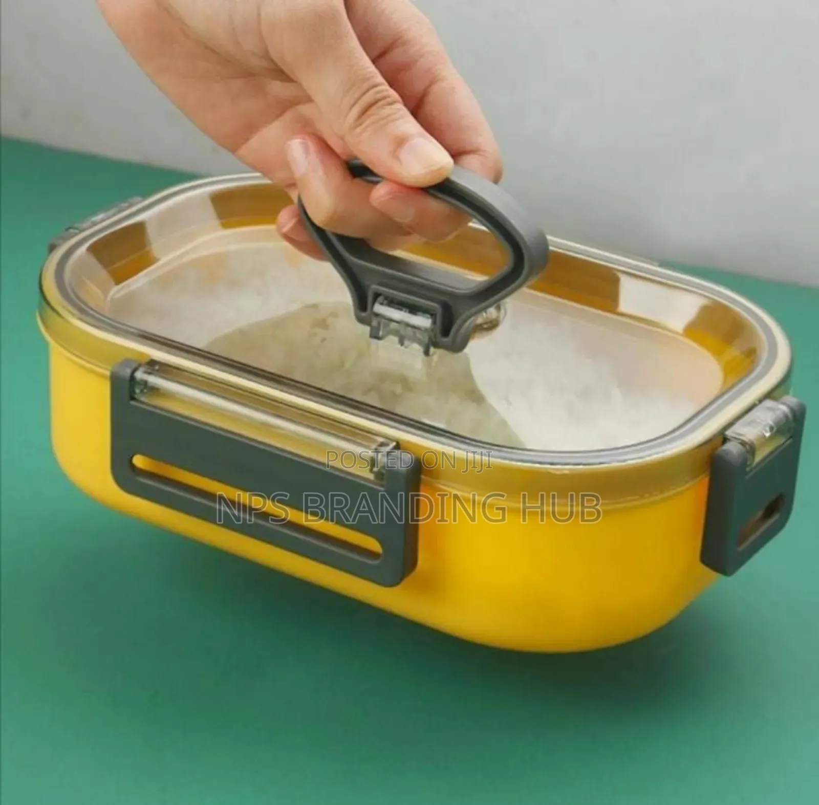 Microwaveable Snack Box With Spoon Capacity: 1000ml
 Cv
