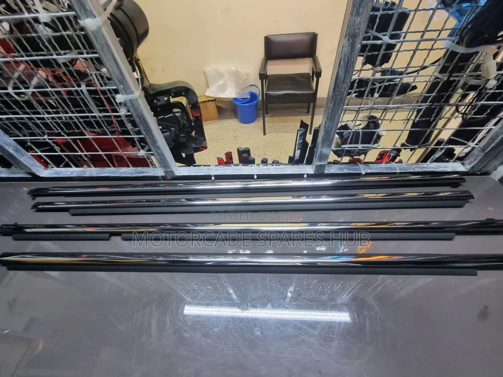 Landcruiser 200 Series V8 Chrome Weather Strips