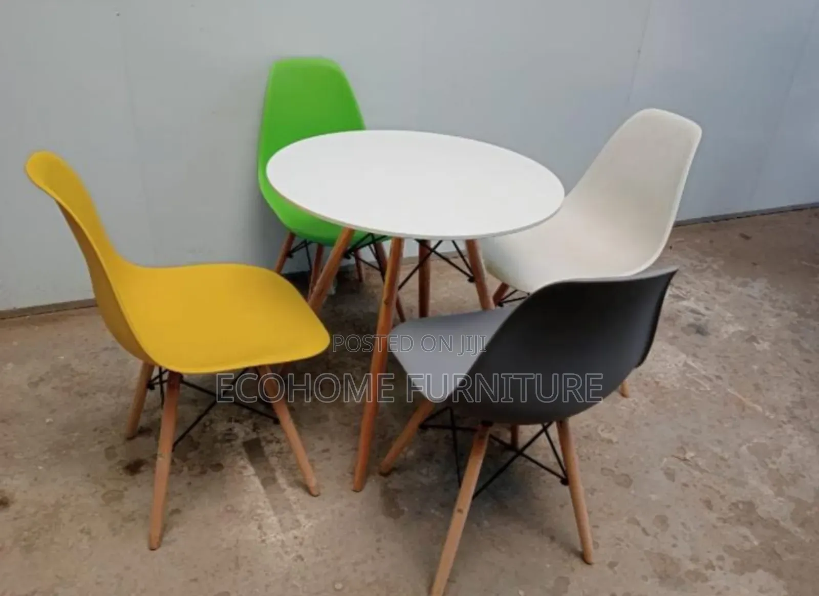 4 Seater Round Eames Table and Eames Chair Multiple Colors
