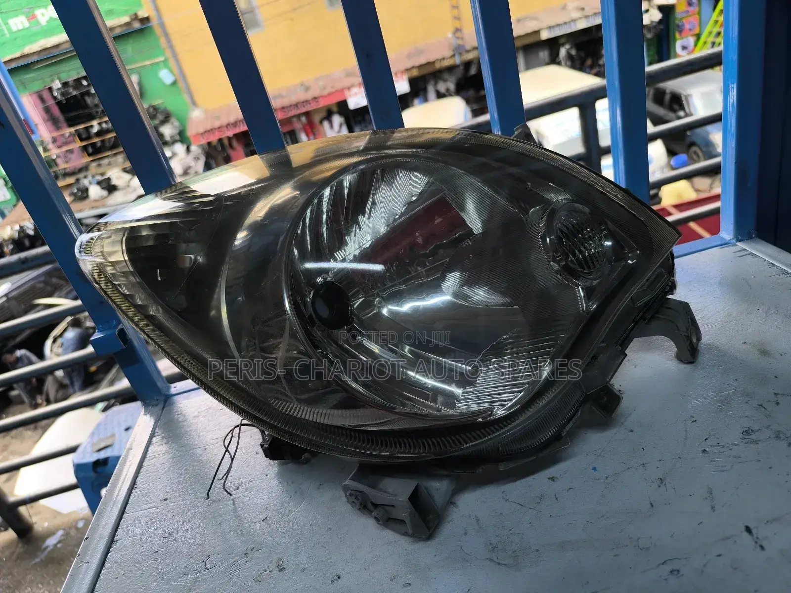 Daihatsu Mira 2008 Headlights