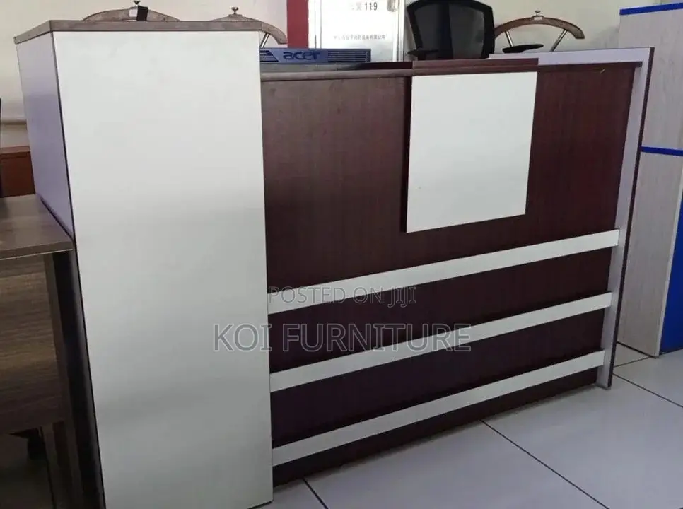 Reception Desk; Modern 1.6m Brown and White Executive Reception Table
