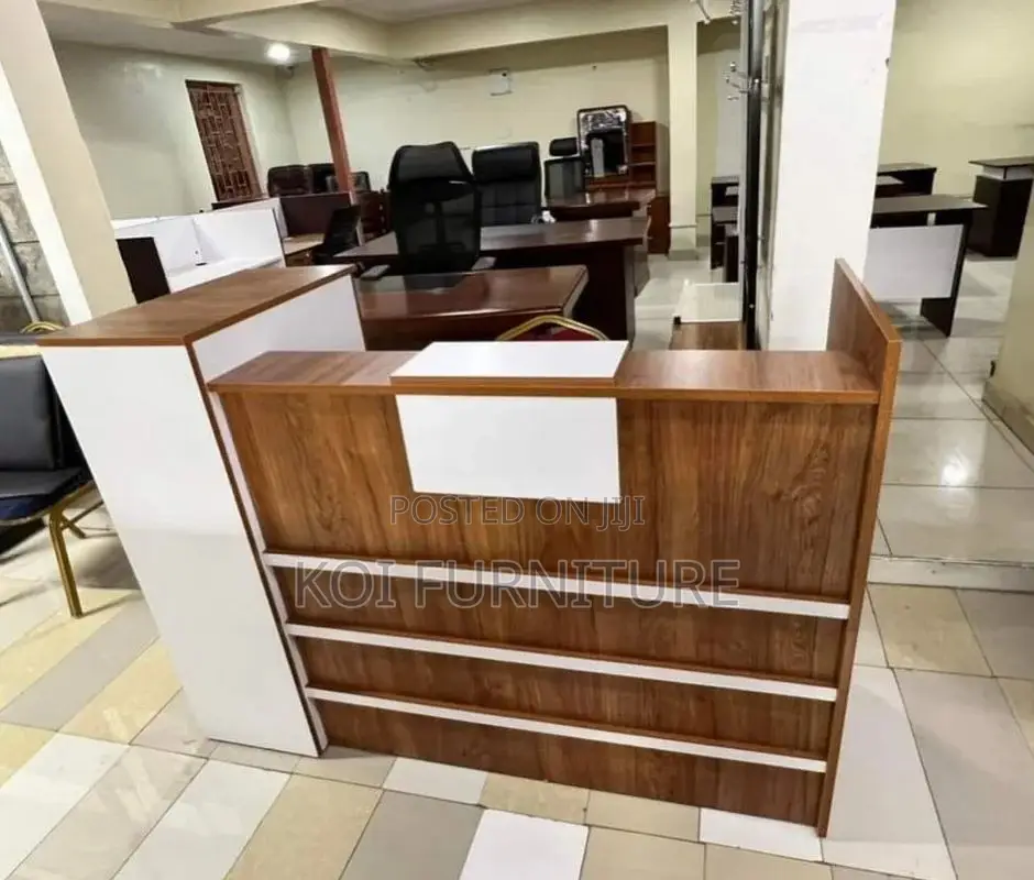 Reception Desk; Modern 1.6m Brown and White Executive Reception Table