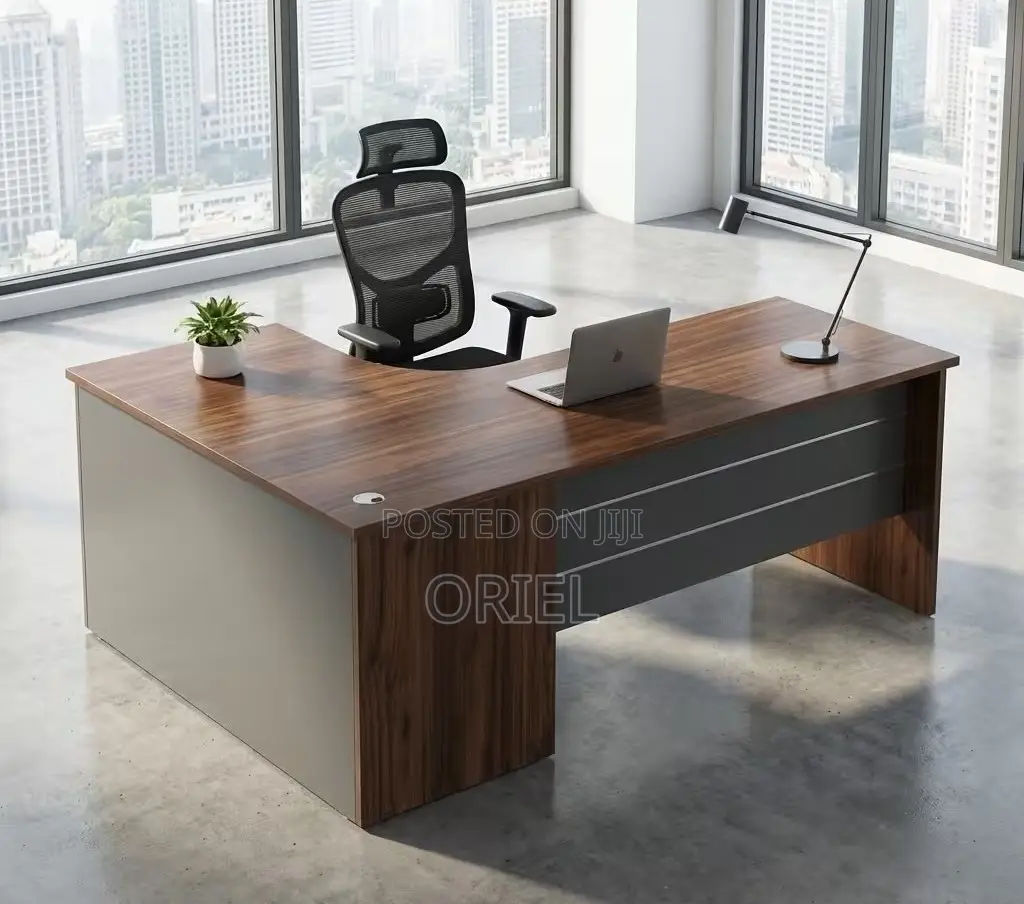 Office Desk : 1400mm Curved Executive Office Desk