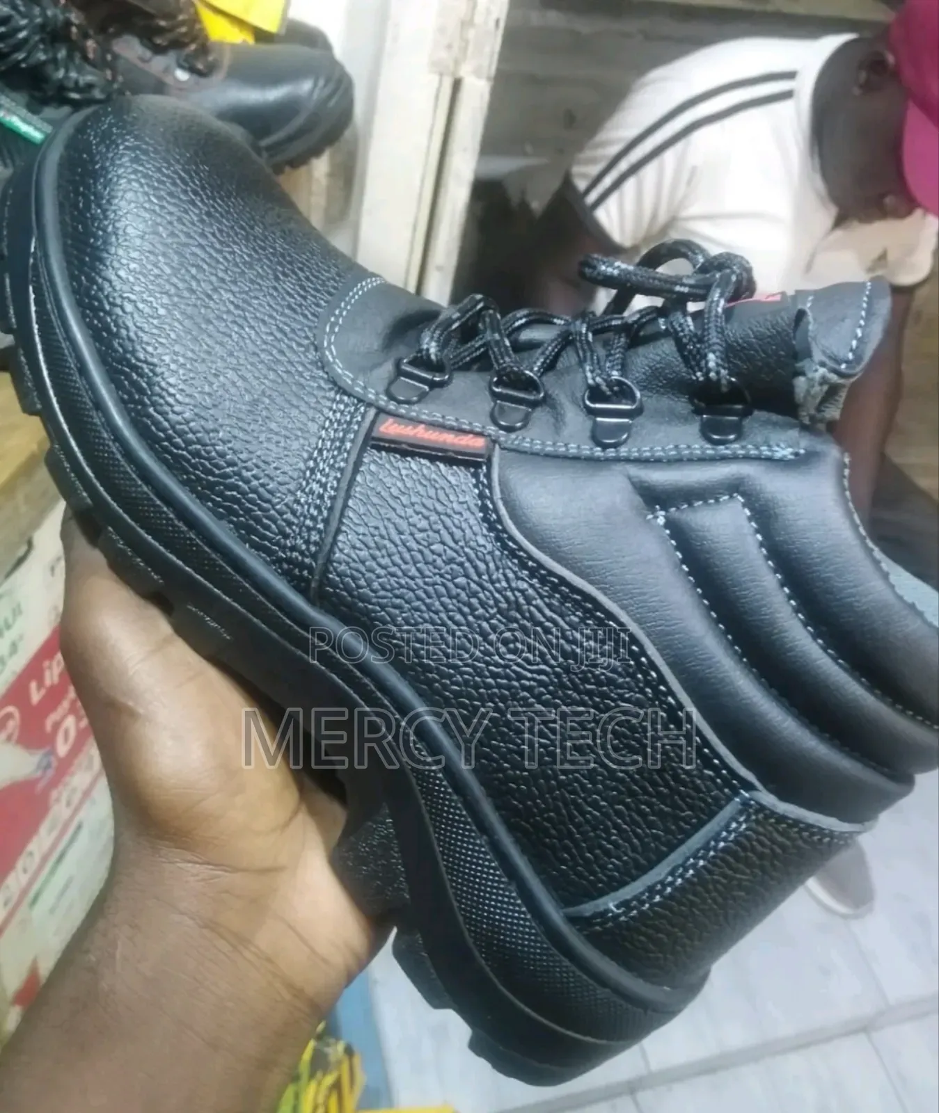 Lushunda Safety Shoes