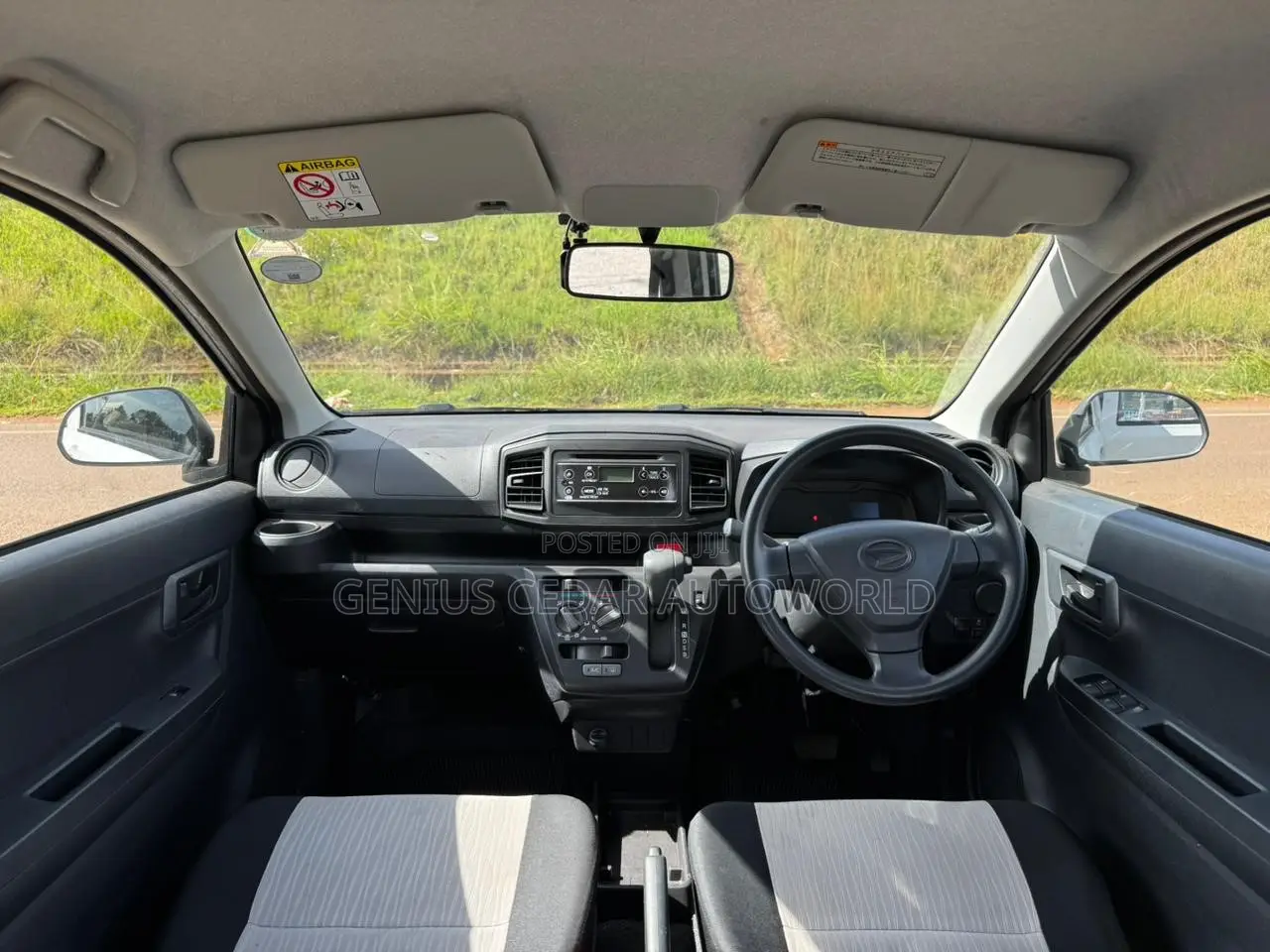 Daihatsu Mira 2019