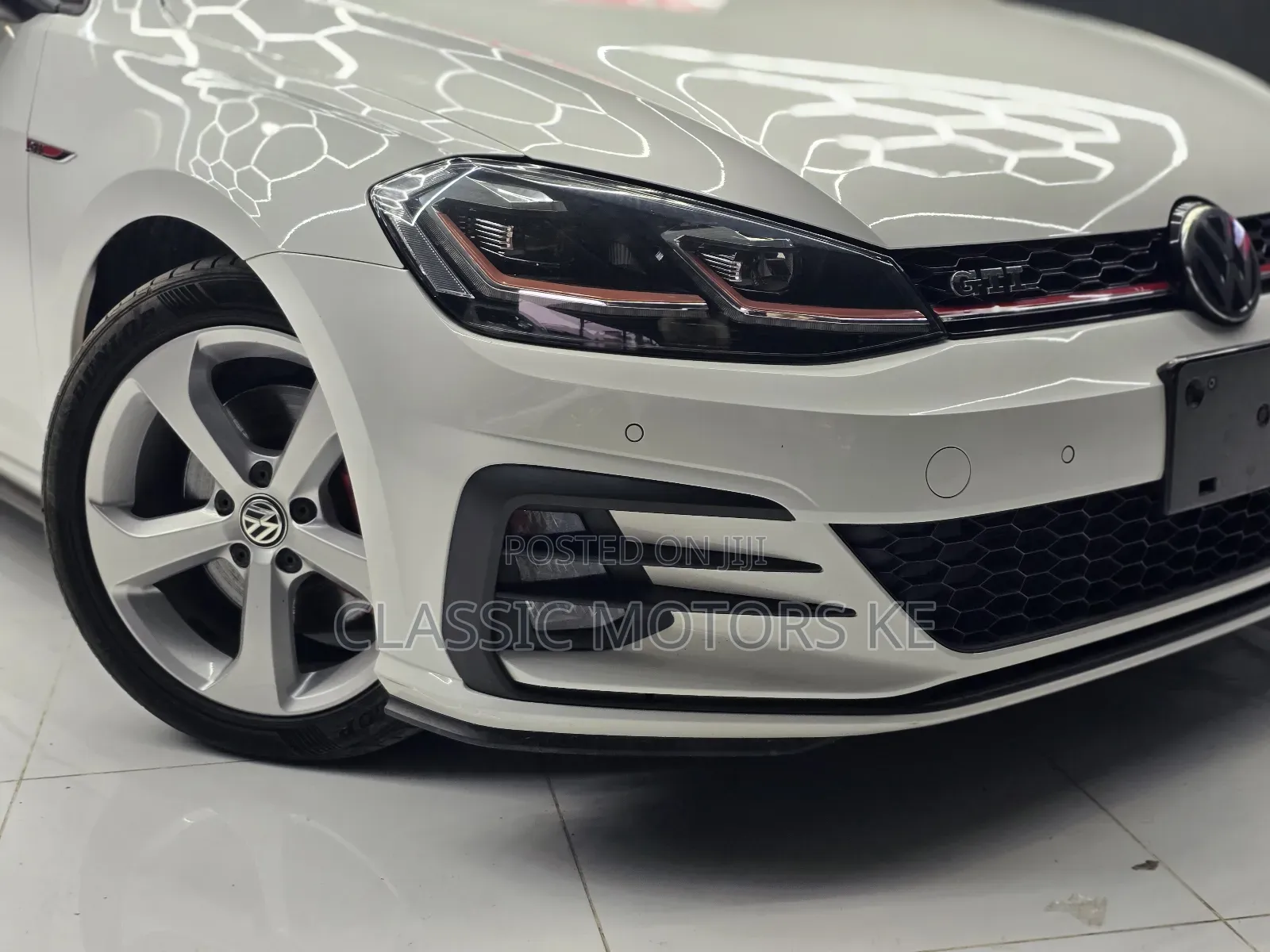Volkswagen Golf 2018 Pearl
