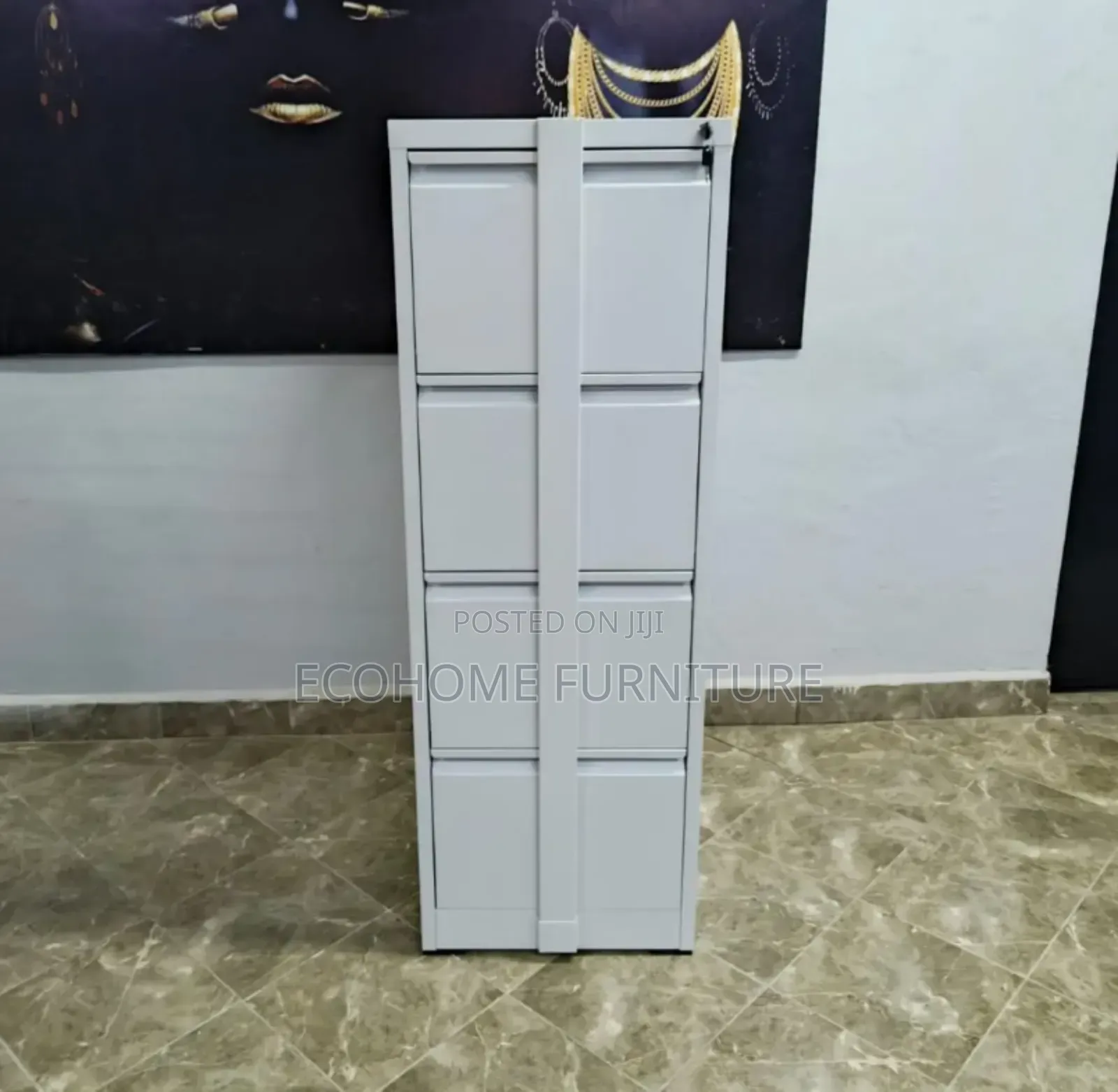 4 Drawers Filing Cabinet With Security Bar