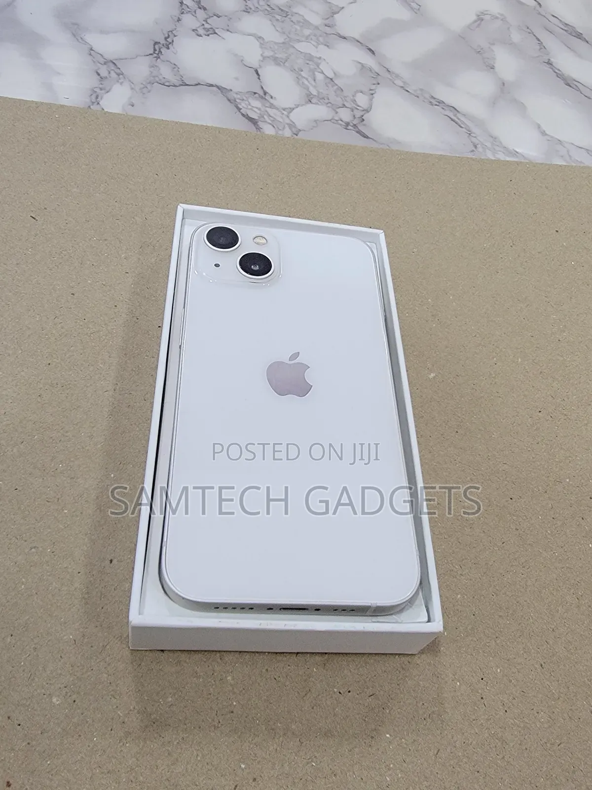 New Apple iPhone 13 256 GB White