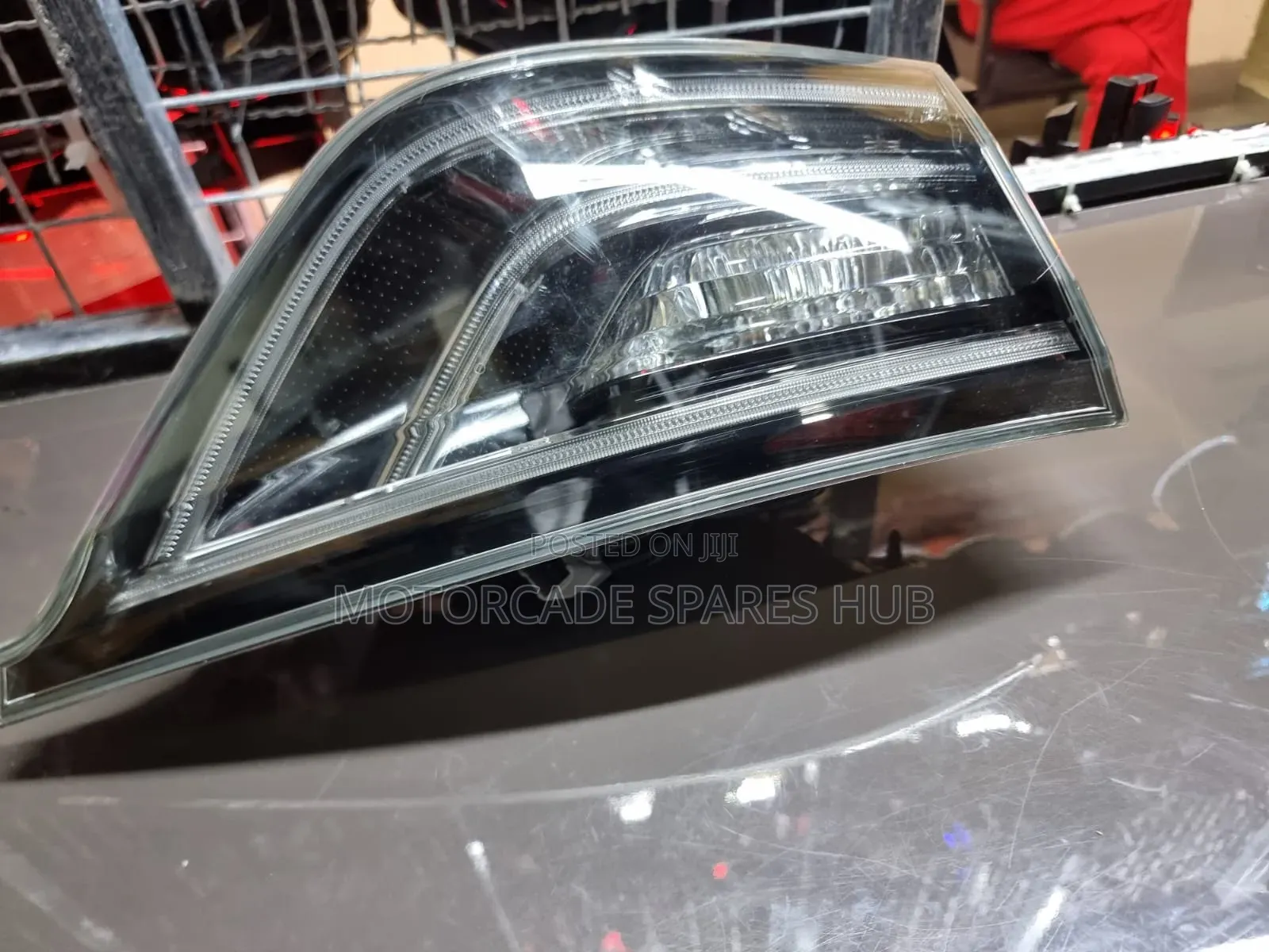 Toyota Harrier 2015-2017 Boot Tailgate Taillight