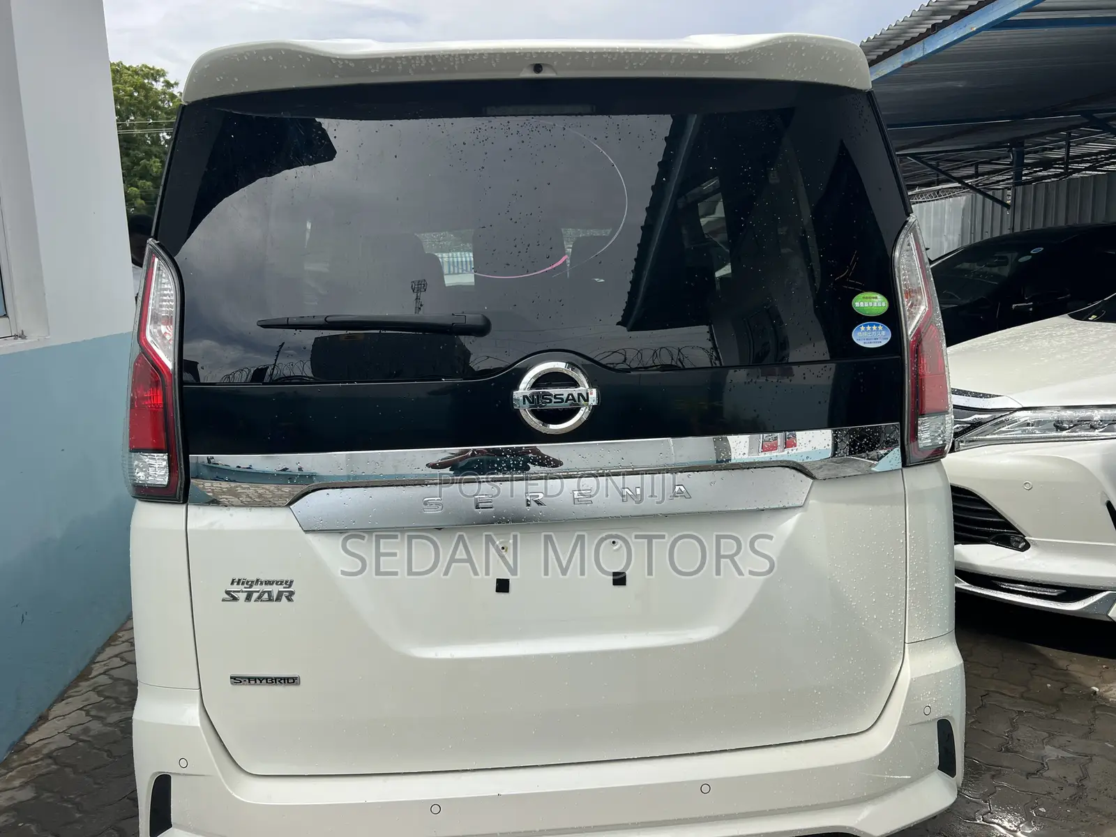 Nissan Serena 2019 White