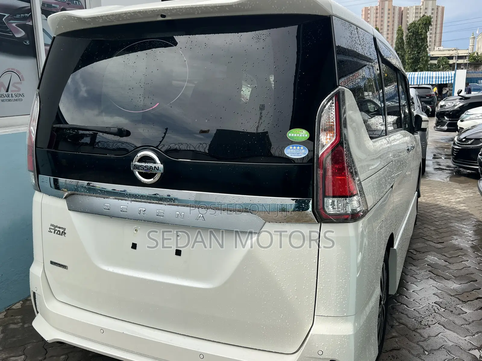 Nissan Serena 2019 White