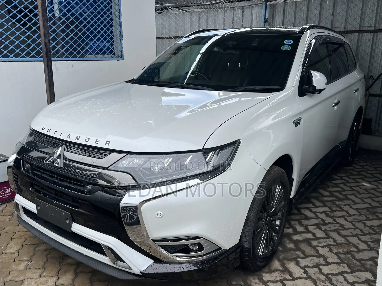 Mitsubishi Outlander 2019 Pearl