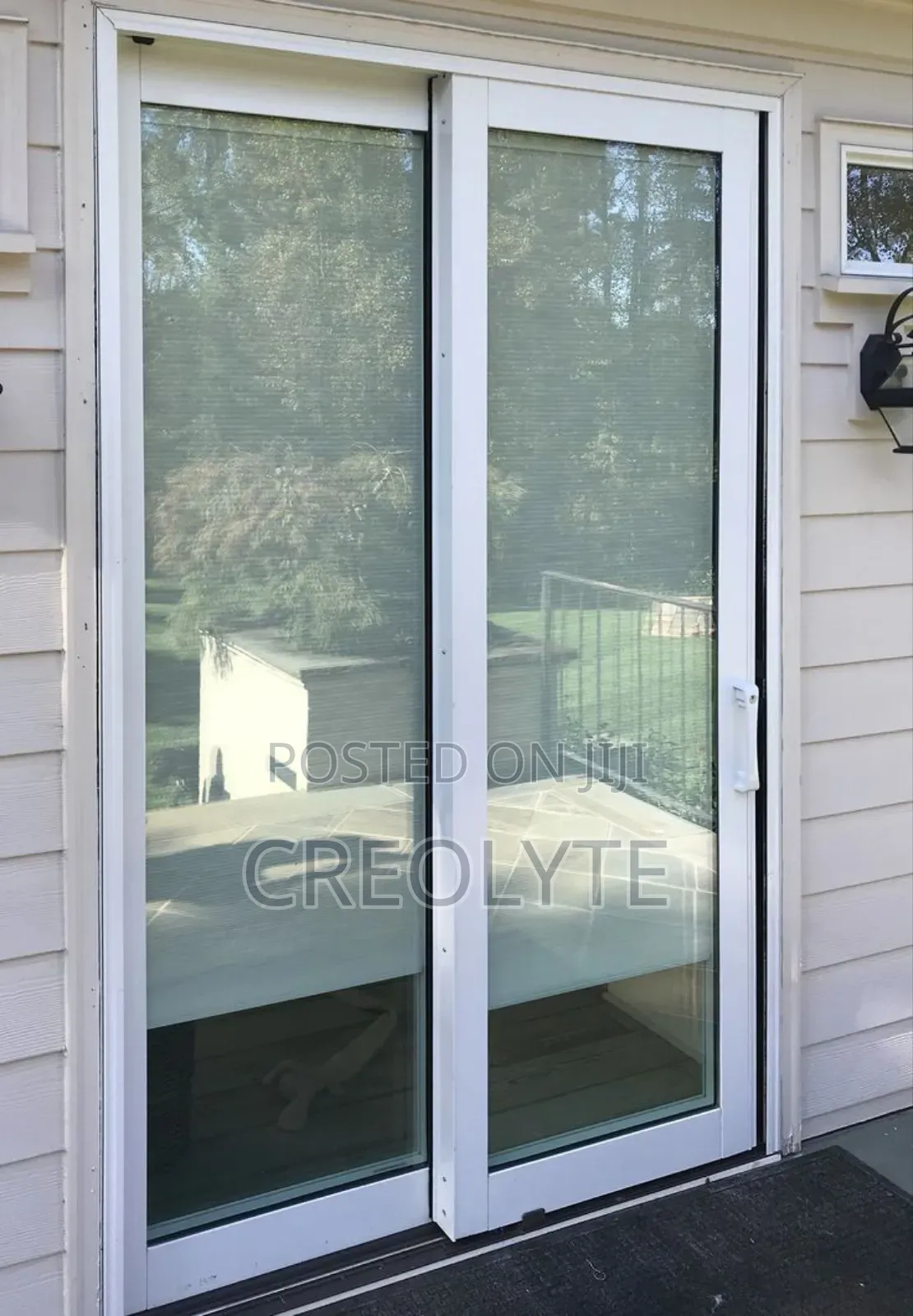 White Coated Aluminium Sliding Door