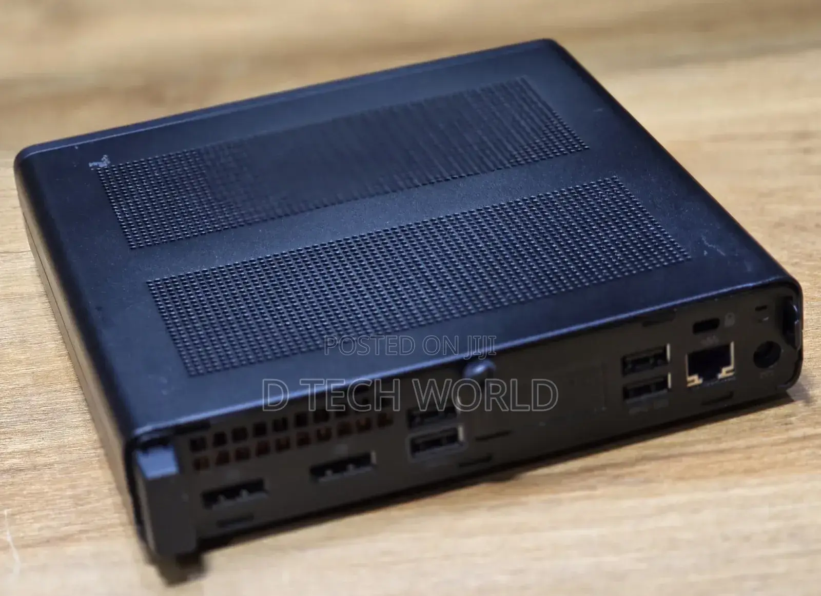 Desktop Computer HP EliteDesk 705 8GB AMD Ryzen 5 SSD 256GB