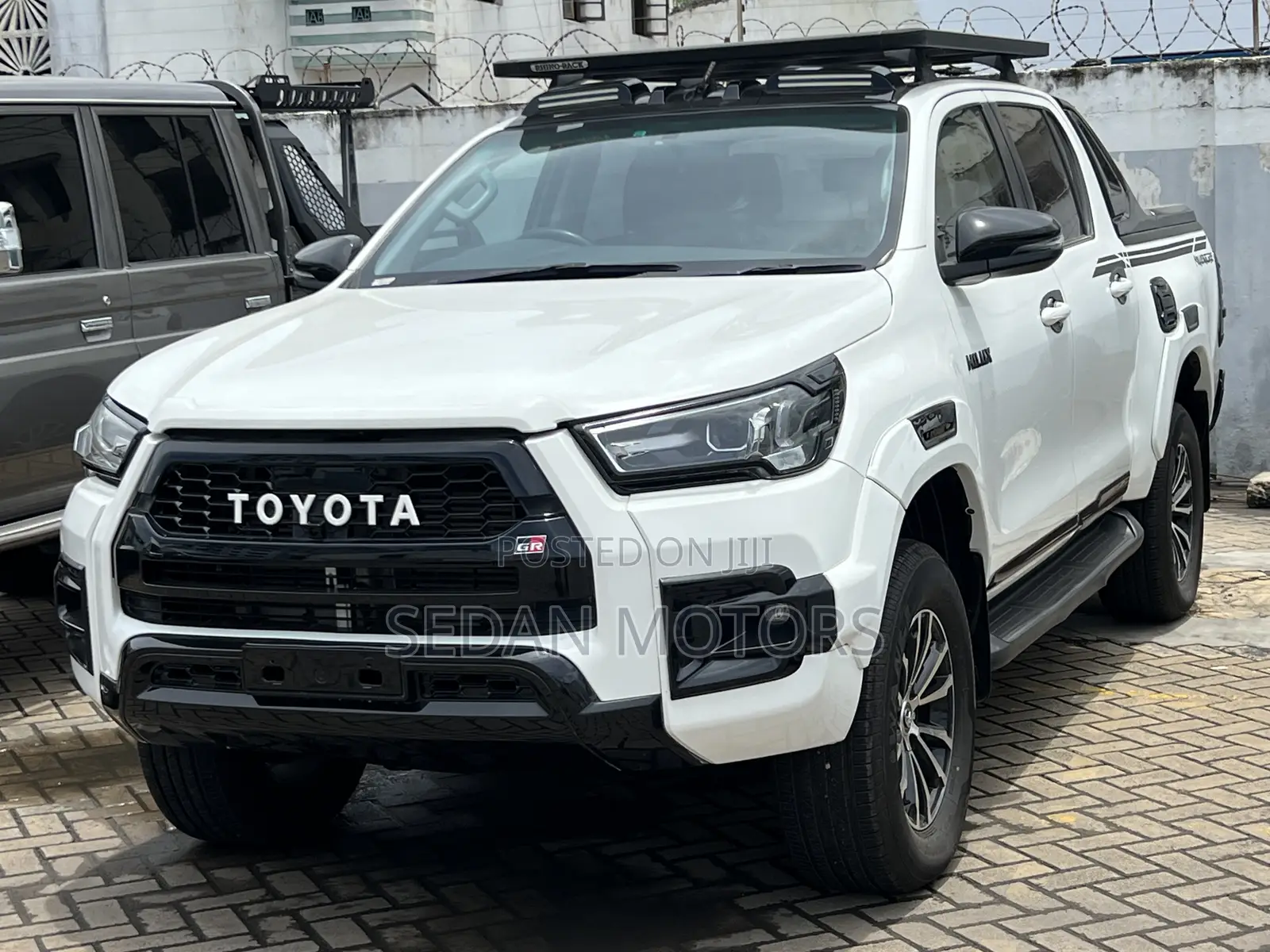 Toyota Hilux 2019 Pearl