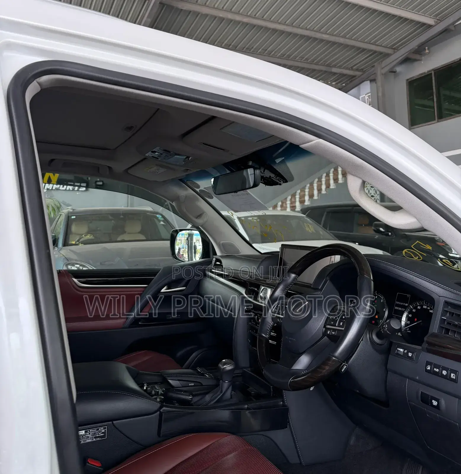 Lexus LX 570 AWD 2019 Whtie