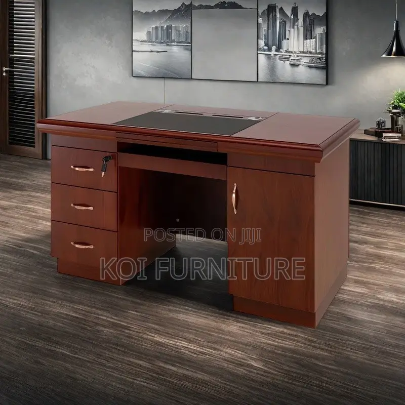 Office Desk : 1.2 Meters Executive Office Table