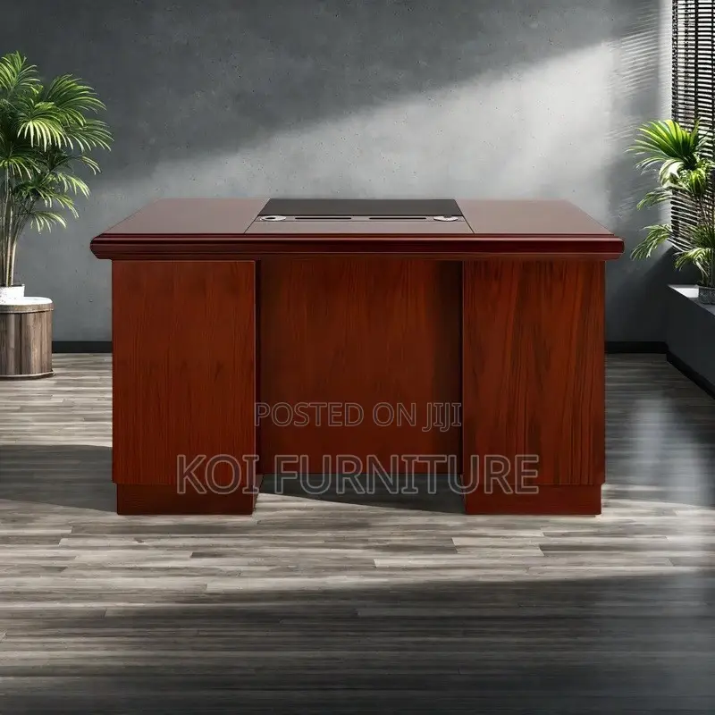 Office Desk : 1.2 Meters Executive Office Table