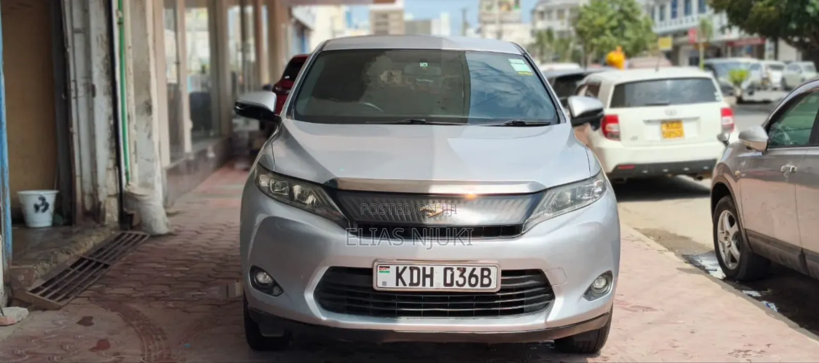 Toyota Harrier 2.0 4WD 2016 Silver