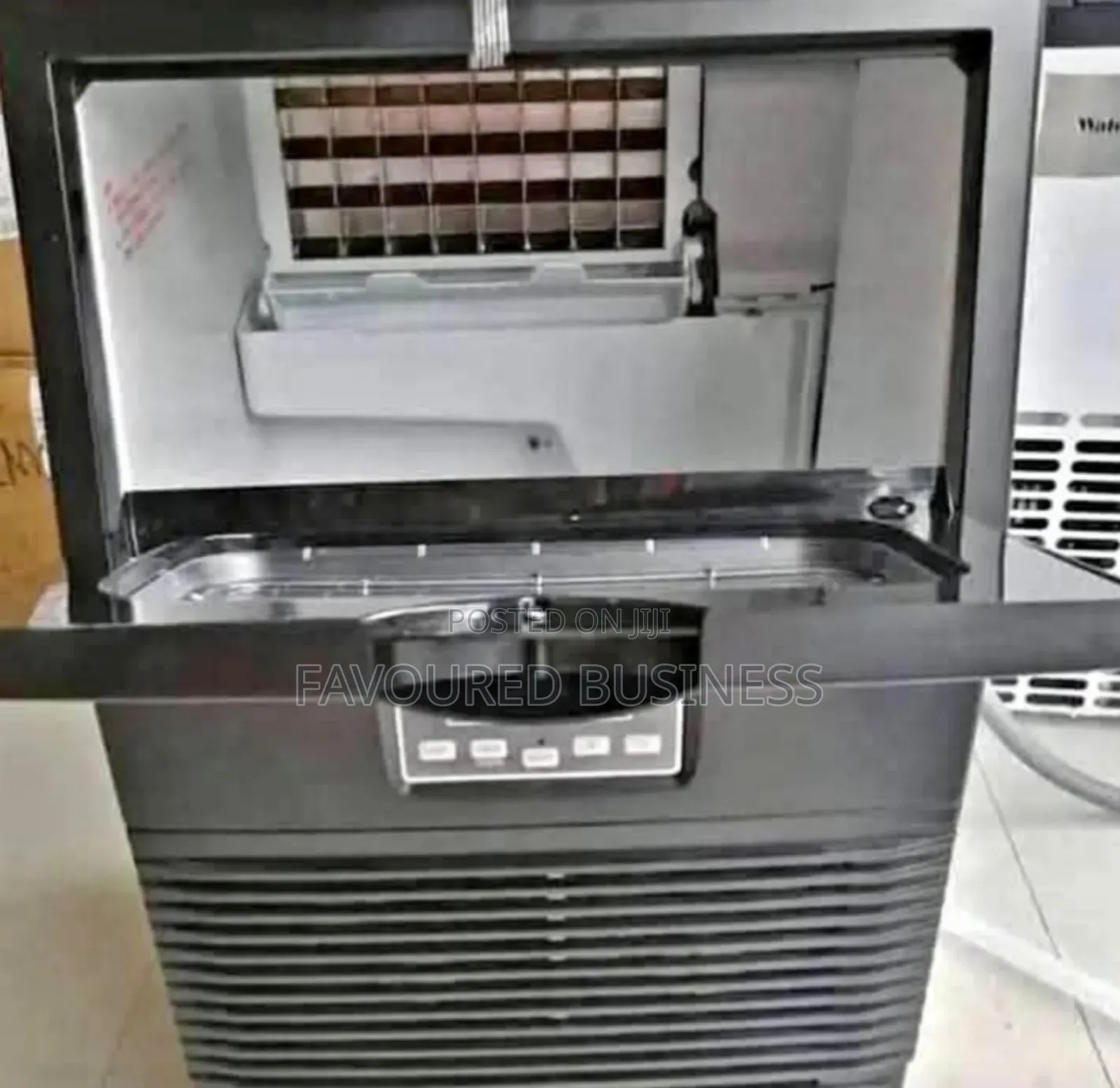 New Commercial Ice Cube Maker /60kg Ice Cube Maker