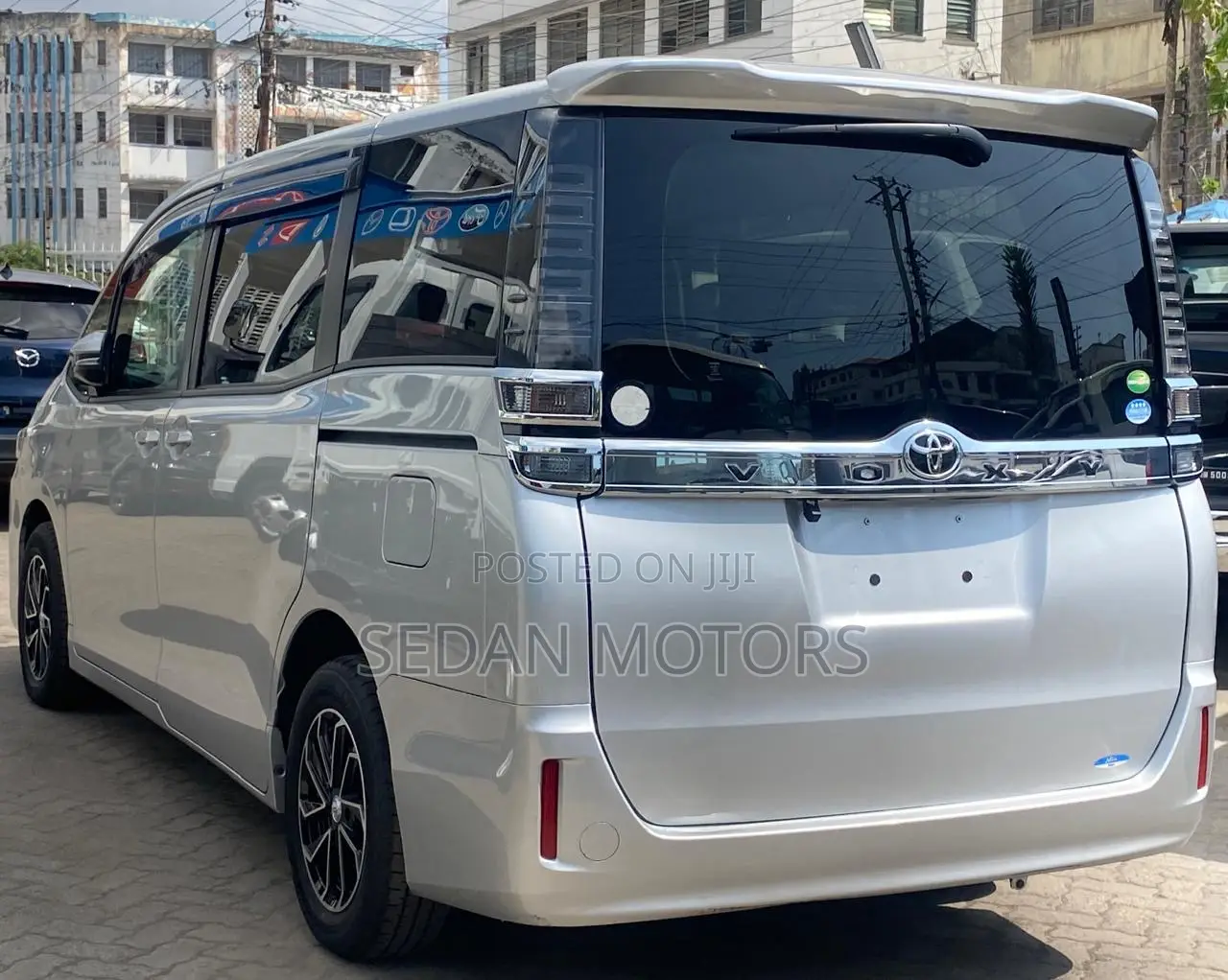 Toyota Voxy 2019 Silver