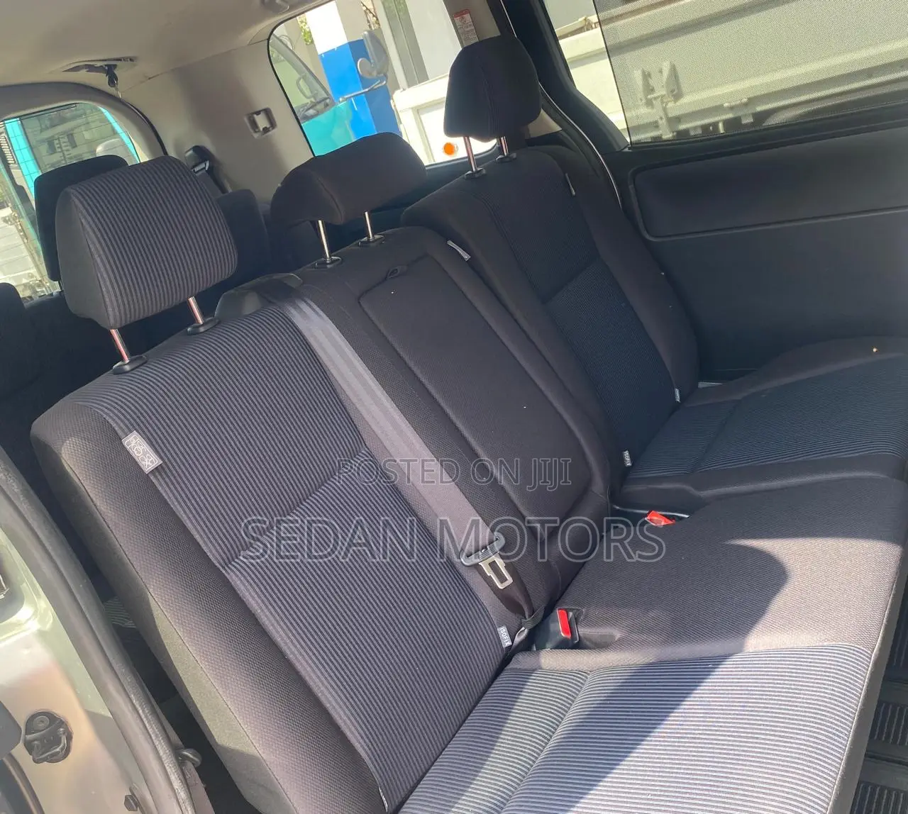 Toyota Voxy 2019 Silver