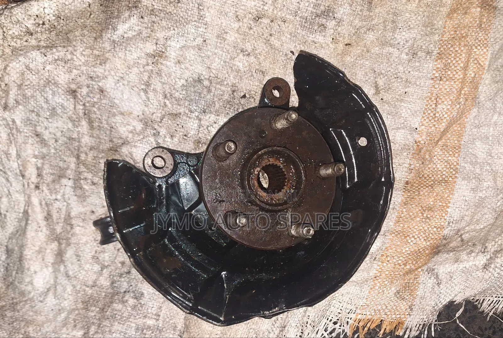 Toyota Belta Front Wheel Hub