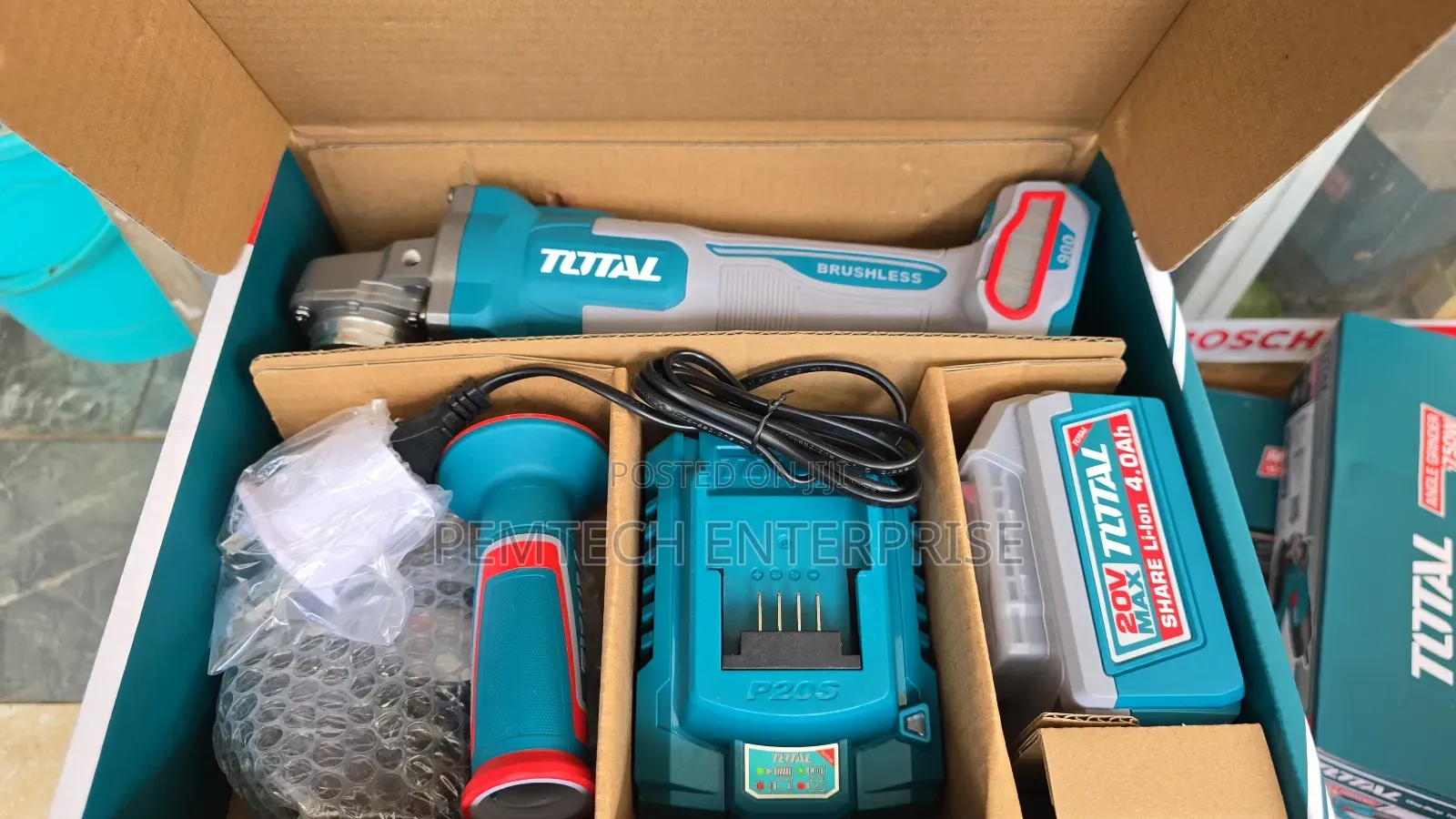 Total Tools 20v Cordless Angle Grinder (Model Tagli261521).