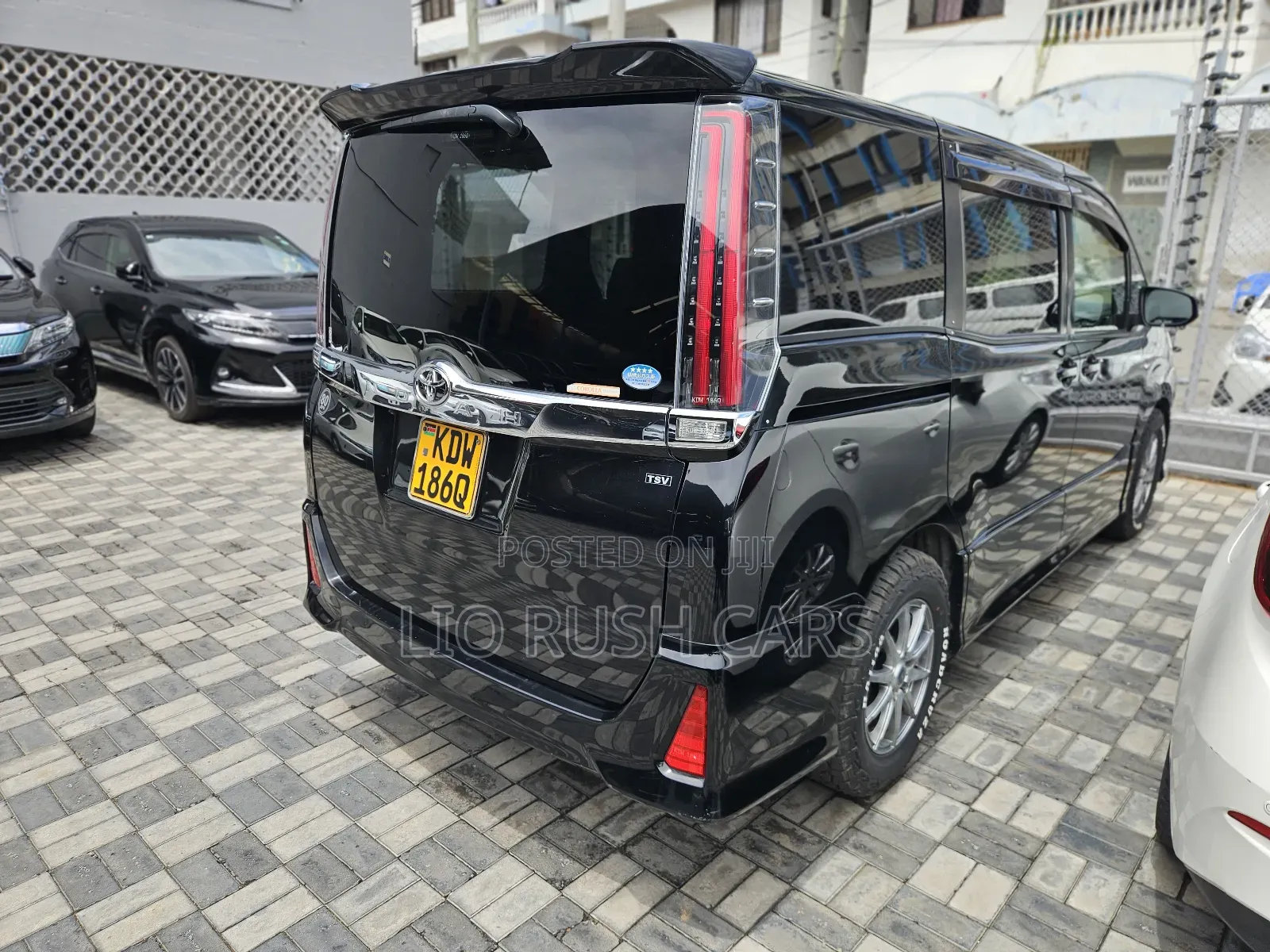 Toyota Noah 2018 Black