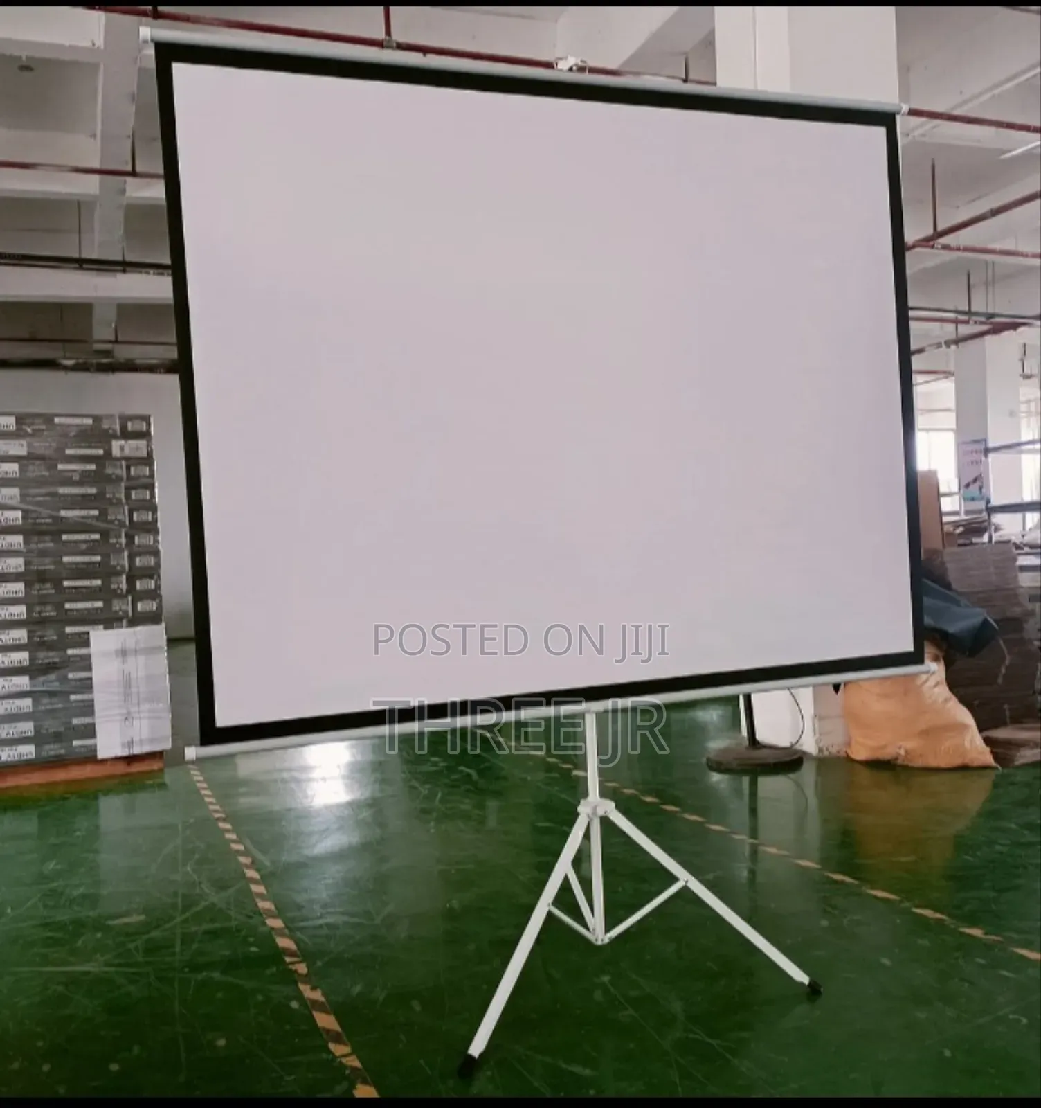 Freestanding Portable Projector Screen 72x72inch on Offer