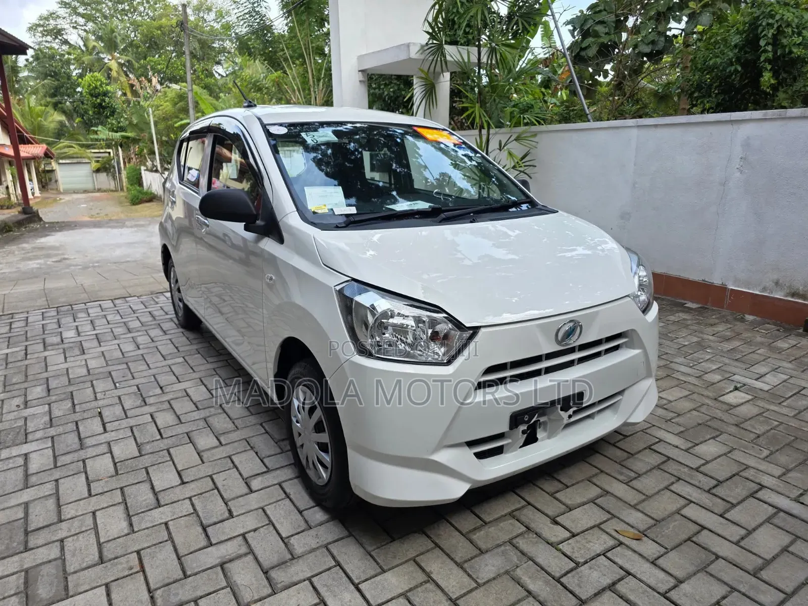 Daihatsu Mira 2019 White