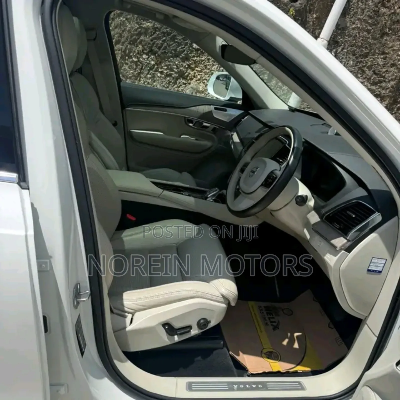 Volvo XC90 2020 Off white