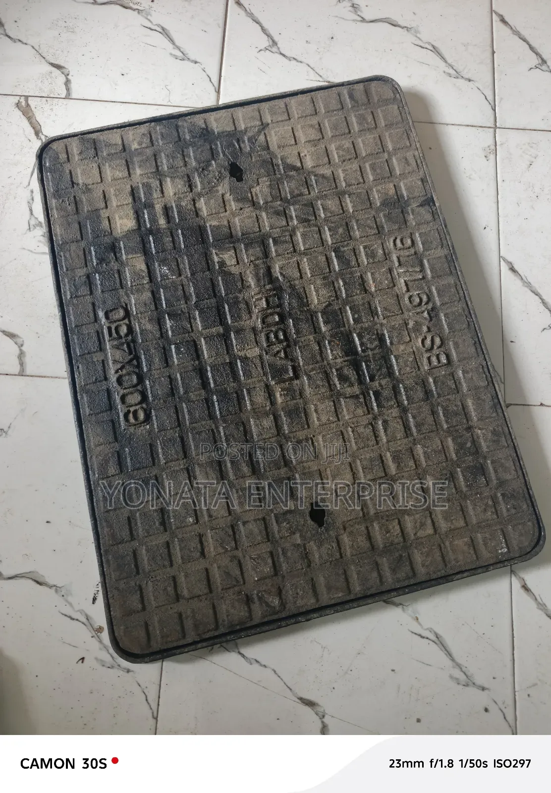 450*600 Cast Iron Manhole Cover (Heavy Duty)