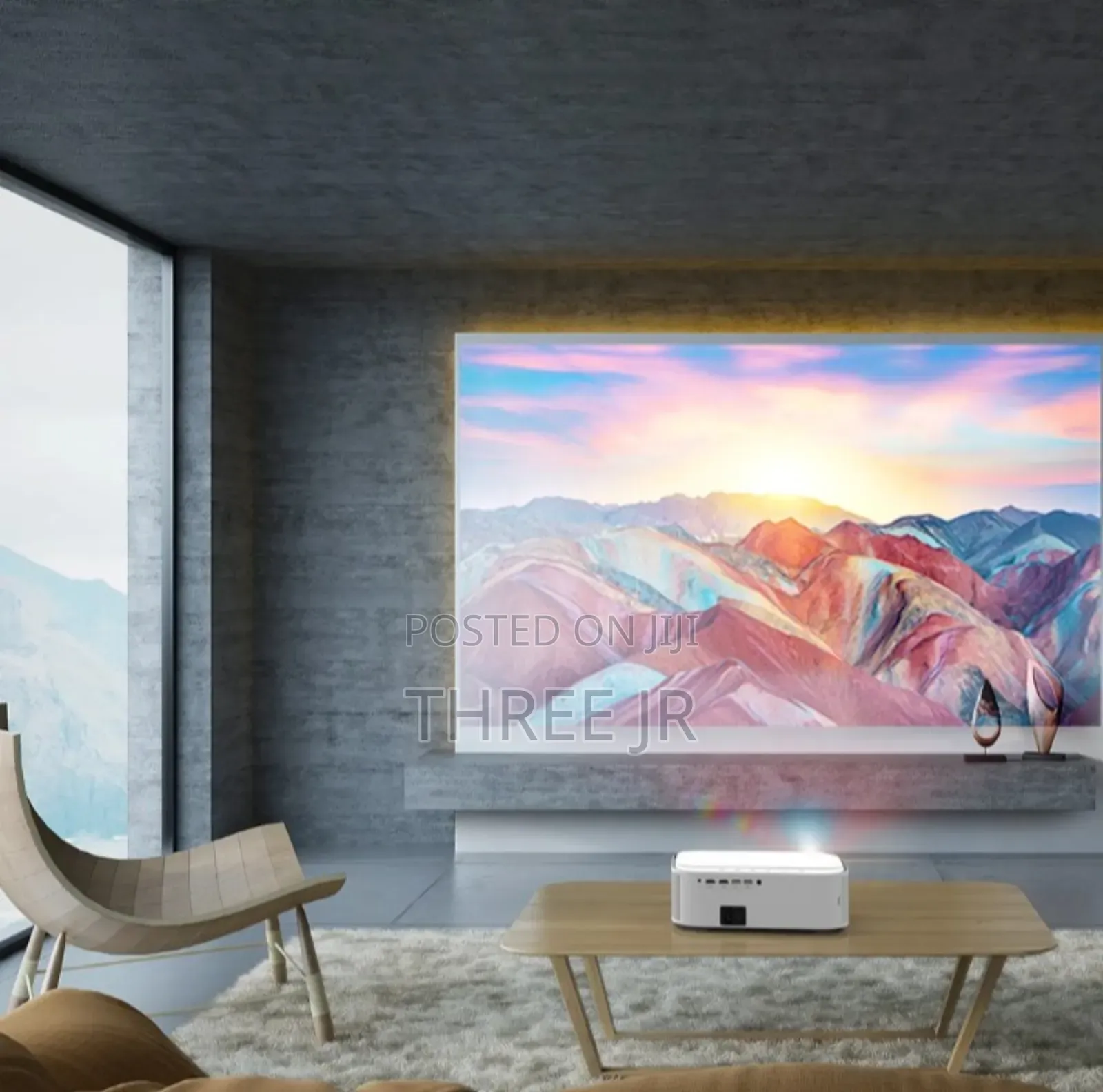 Gives Very High Clarity Images on This Projection Screen
