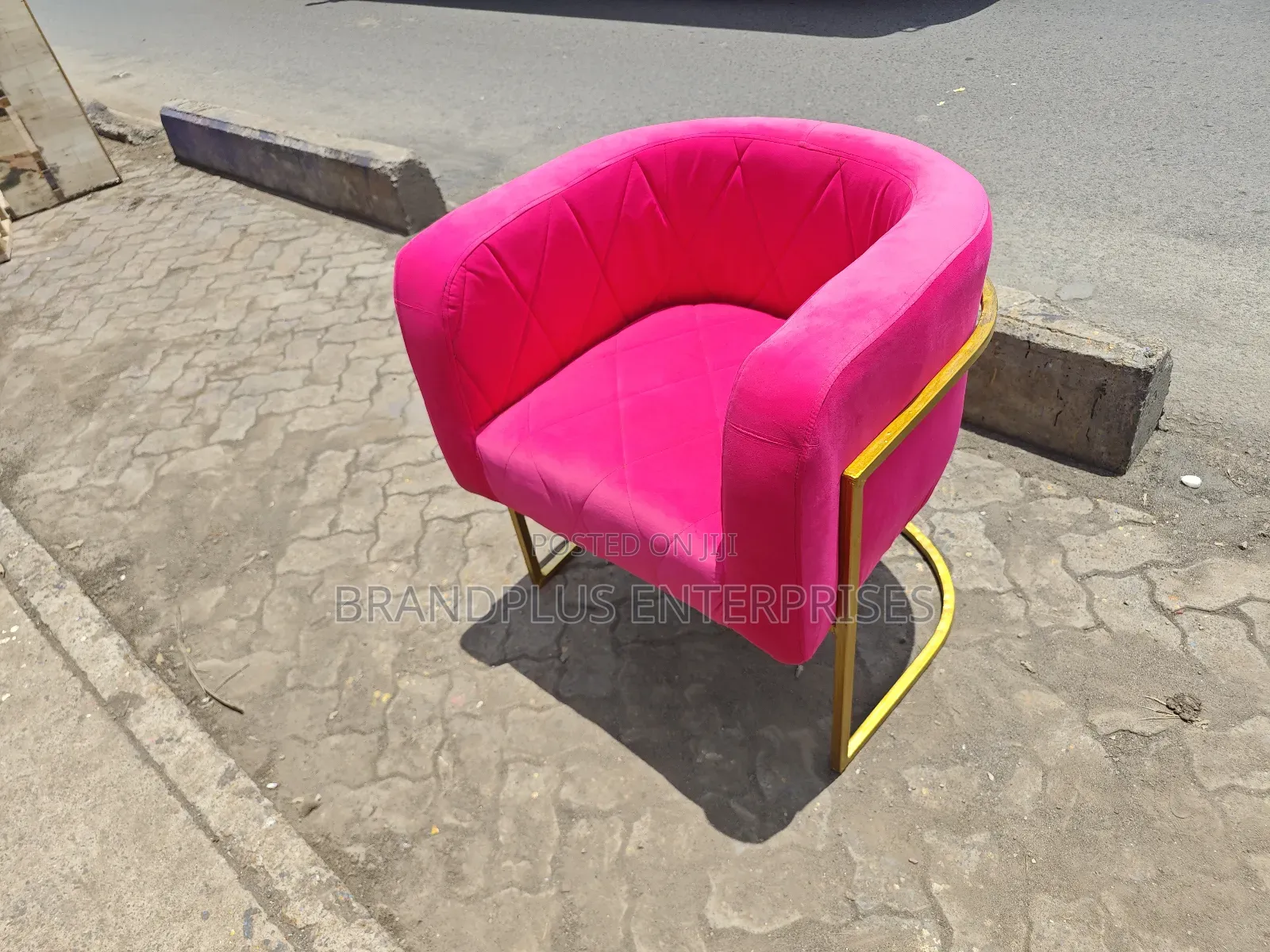 Pink Styling Seat