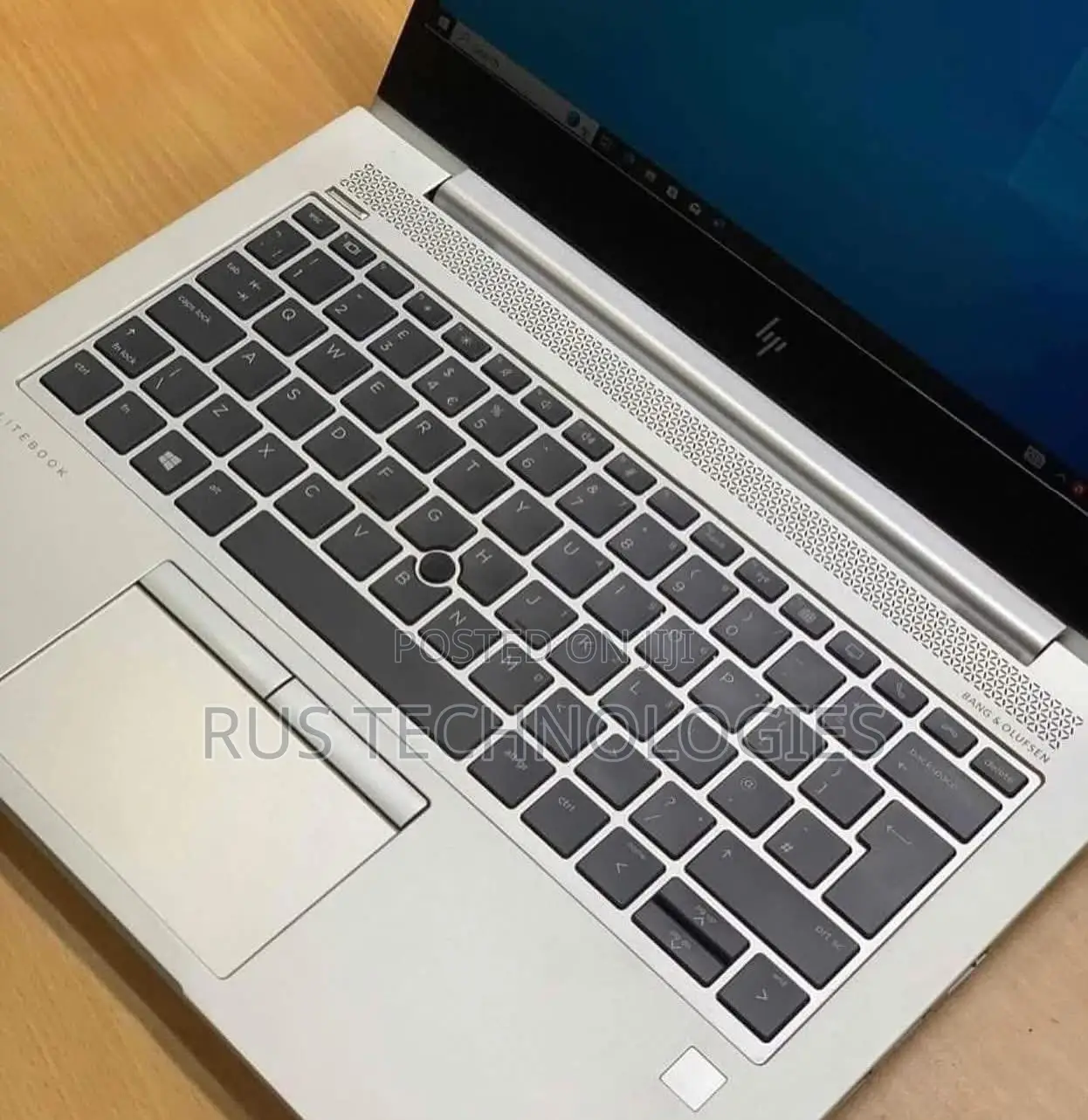 Laptop HP EliteBook 735 G5 8GB AMD Ryzen 3 SSD 256GB