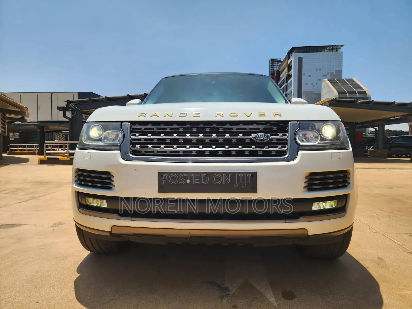 Land Rover Range Rover Vogue 2013 Pearl