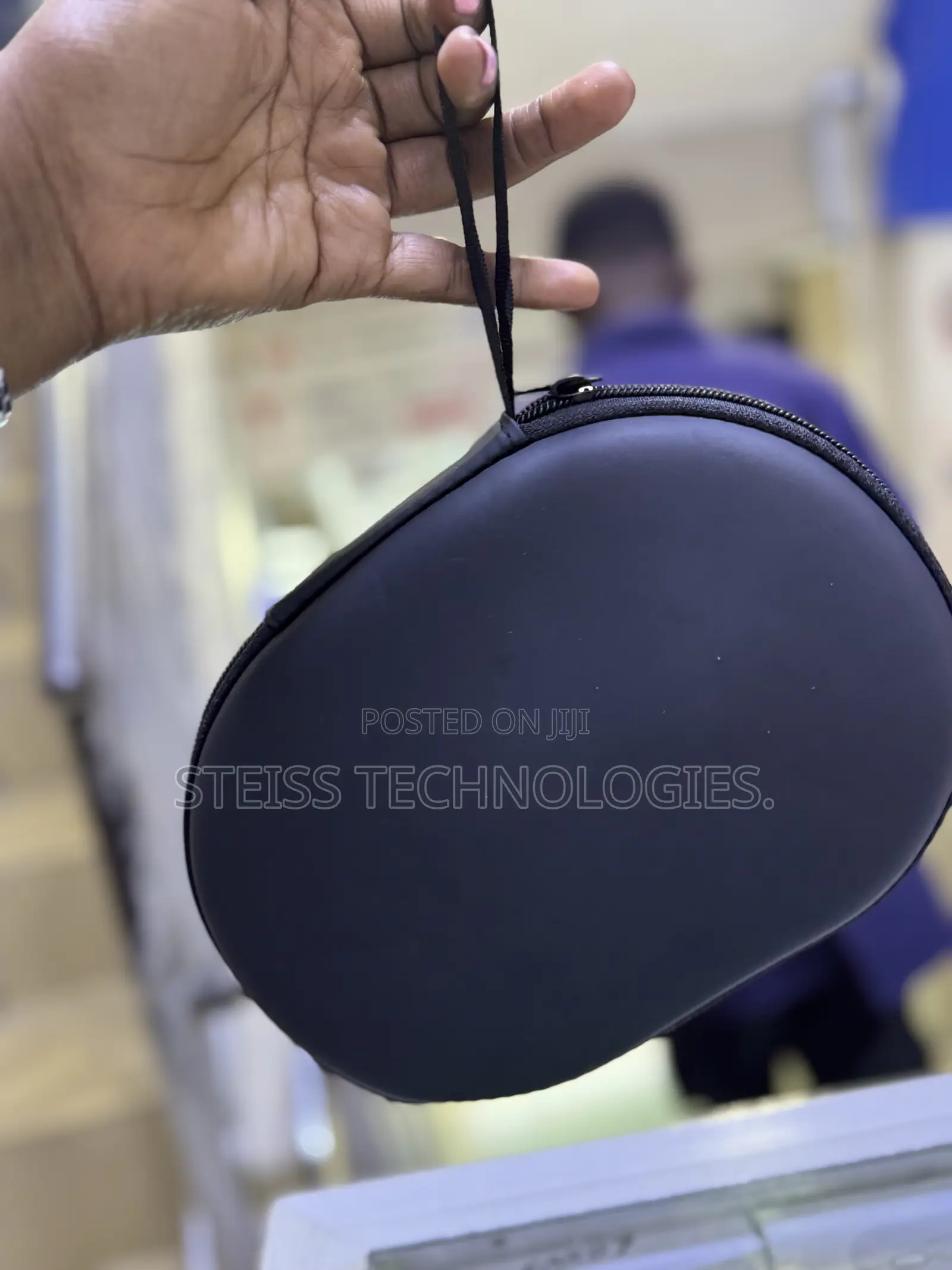 Bose Wireless QC 39 Headphones.