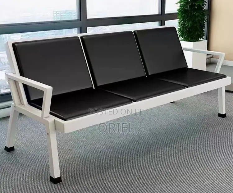 Waiting Bench:- 3-Link Steel Frame Waiting Bench