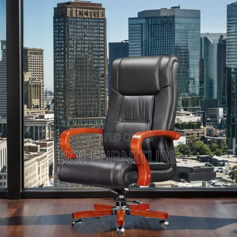 Office Chair : Executive High-Back Office Chair