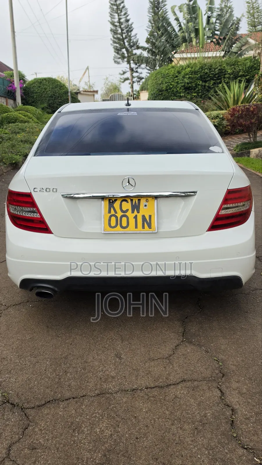 Mercedes-Benz C200 2012 White