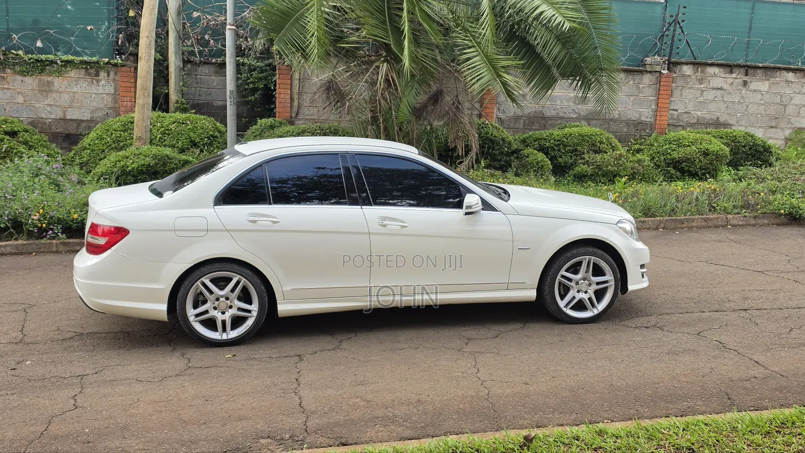 Mercedes-Benz C200 2012 White