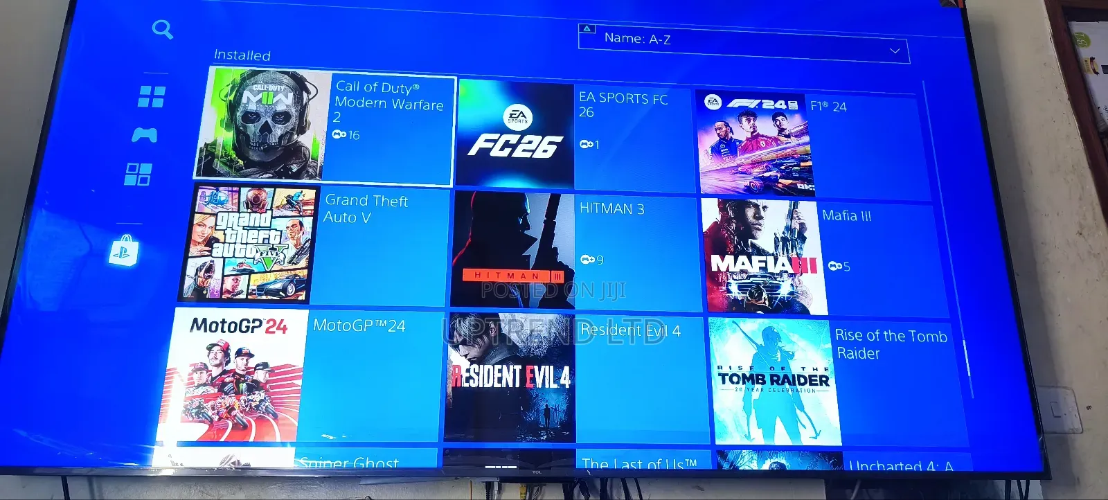 Jet Black Playstation 4 Chipped ( Playstation 4 Standard 500gb )