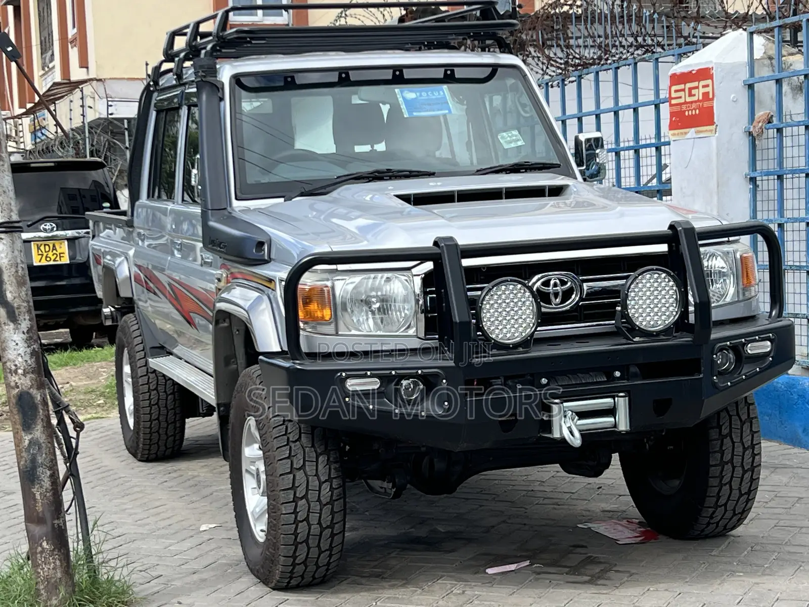 Toyota Land Cruiser 2019 Silver