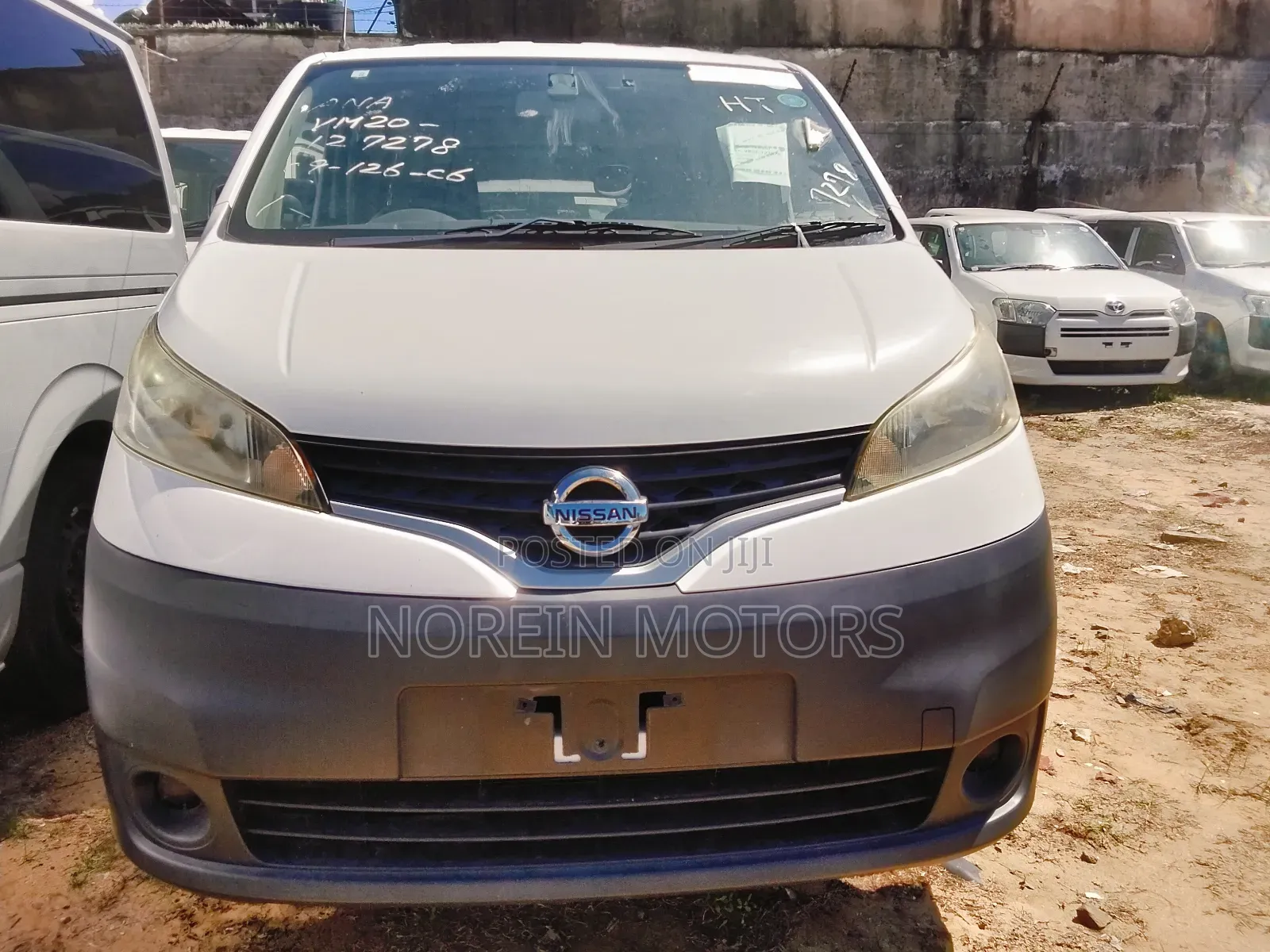 Nissan Navara 2017 White