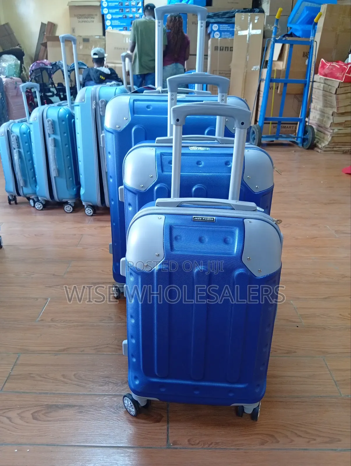 Suitcase √••√